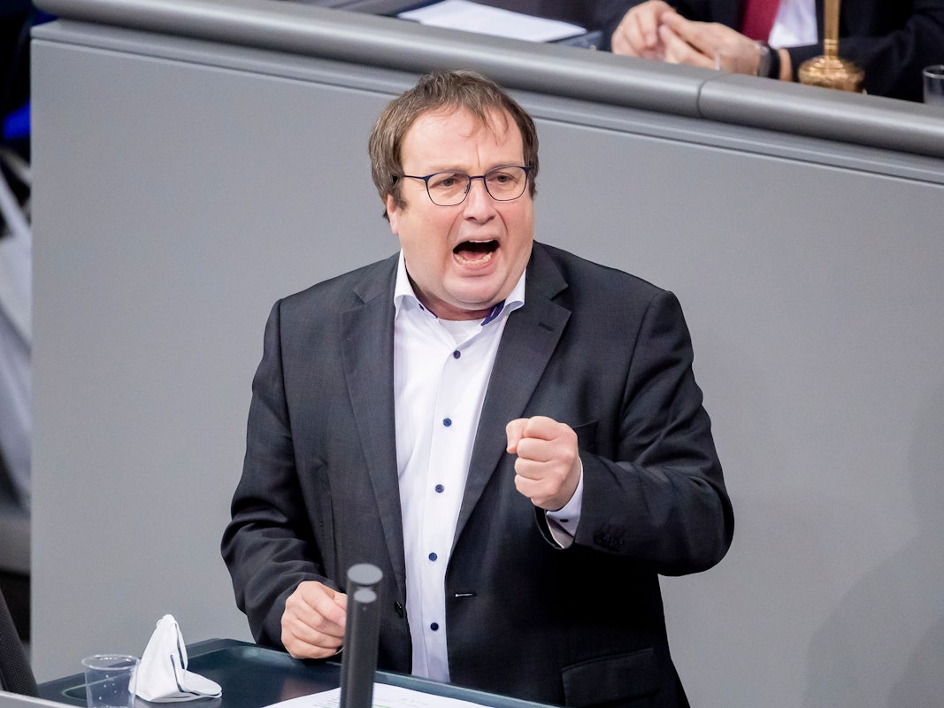Grünen-Bundestagsabgeordnete Oliver Krischer am 17. Dezember 2020) spricht im Bundestag. Jetzt hat er sich für Kontaktbeschränkungen für Ungeimpfte ausgesprochen.