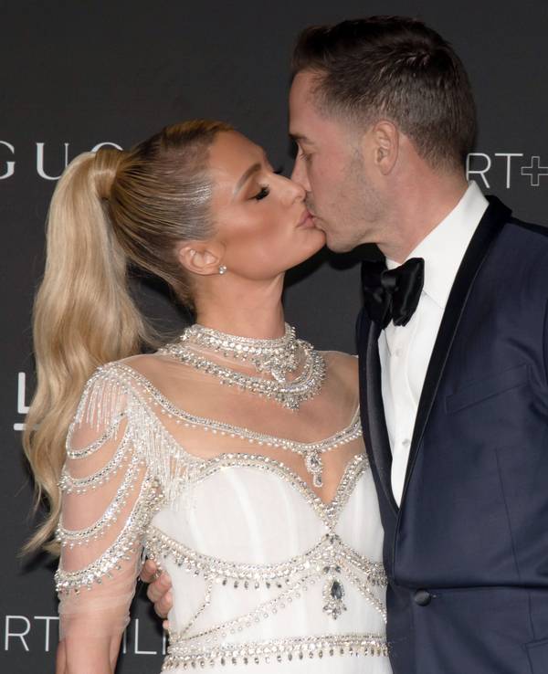 Paris Hilton, US-Reality-Star, und ihr Verlobter Carter Reum kommen zur „LACMA Art + Film Gala“ im Los Angeles County Museum of Art.