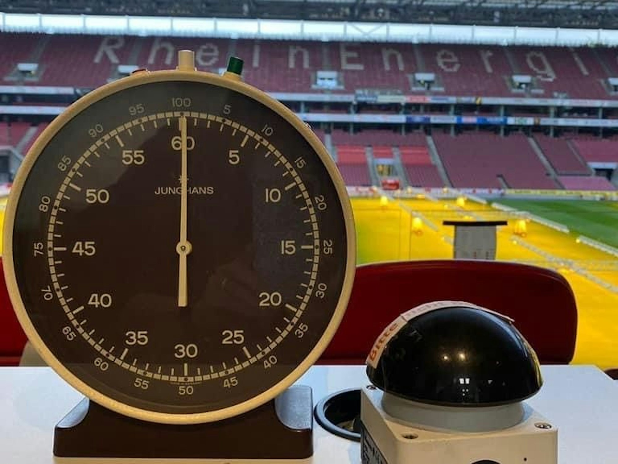 Arbeitsplatz von Michael Trippel im RheinEnergie Stadion