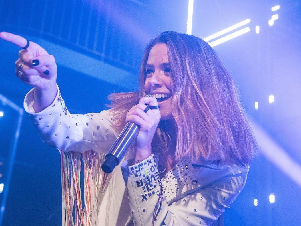 Vanessa Mai, Sängerin, tritt im Gruenspan im Rahmen ihrer Teaser Show-Tour für ihr neues Album "Für immer" auf.