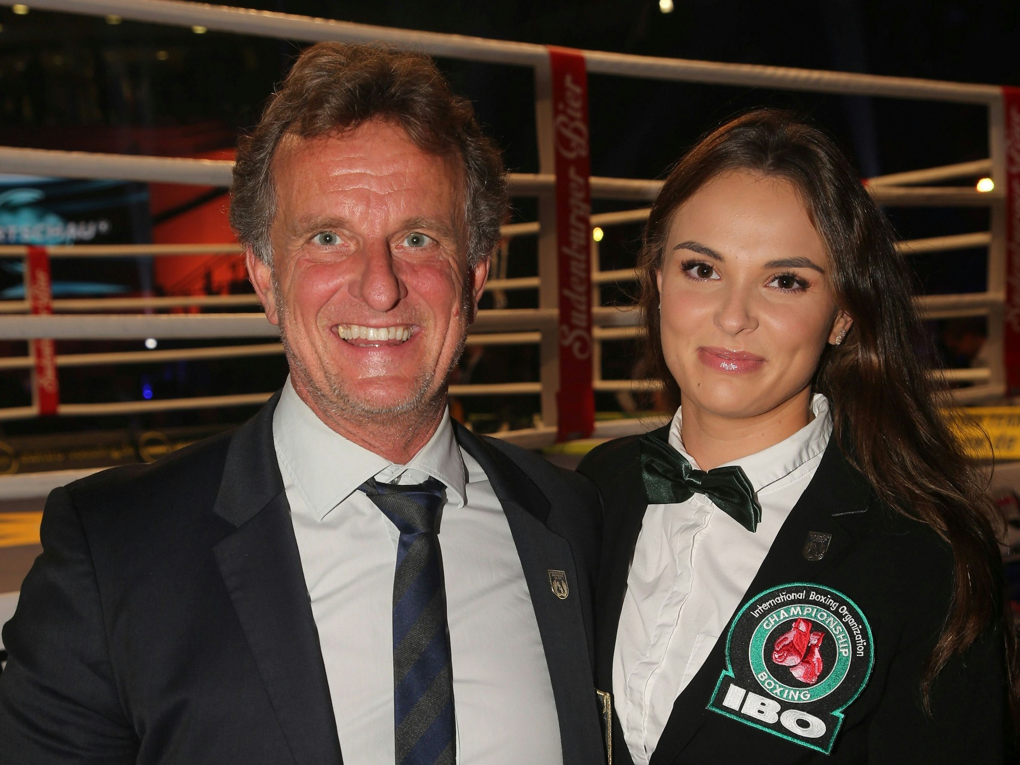 BDB-Präsident Thomas Pütz mit Tochter Karoline bei der SES Boxing Gala in Magdeburg