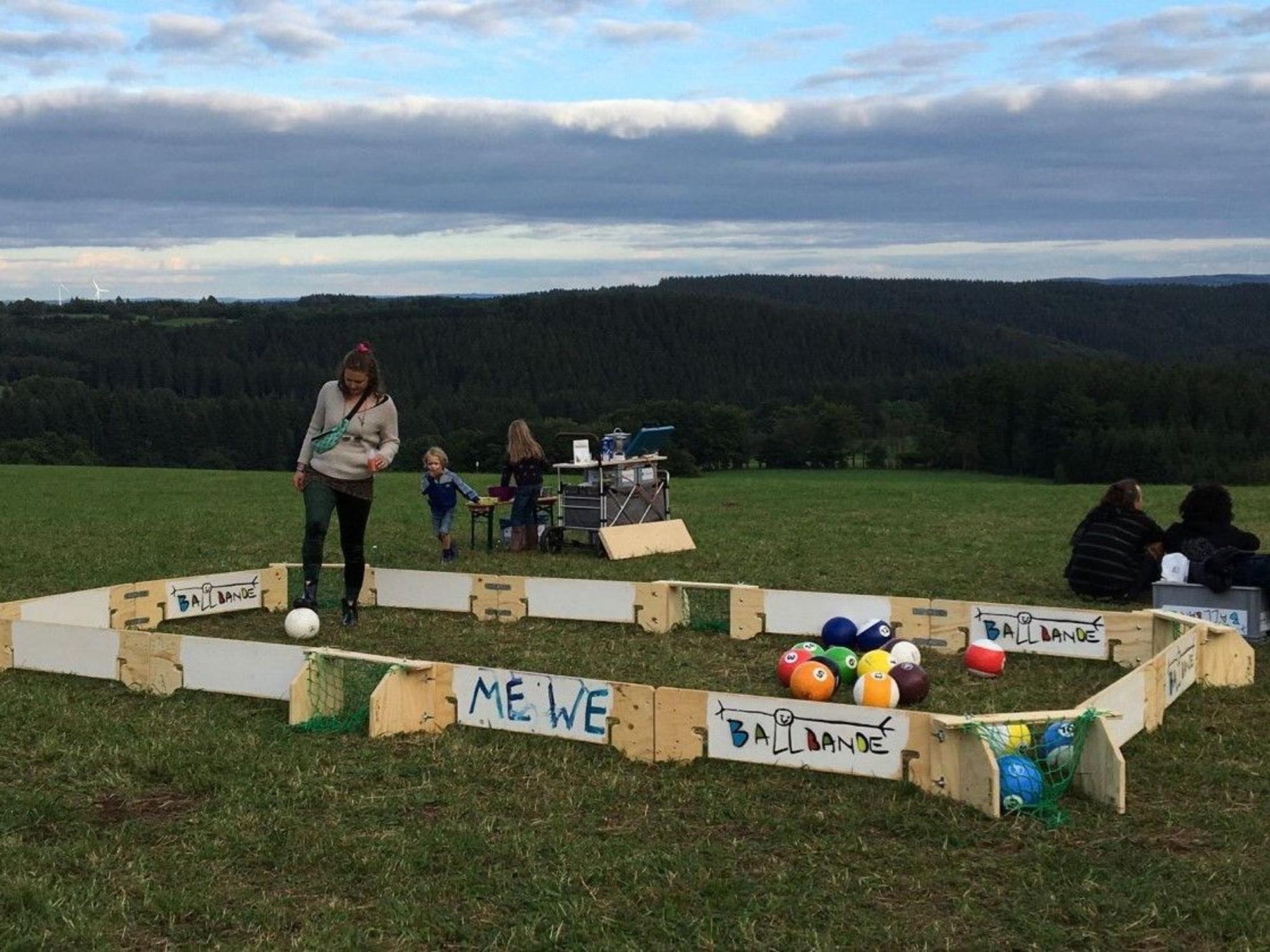 Die Ballbande aufgebaut im Einsatz