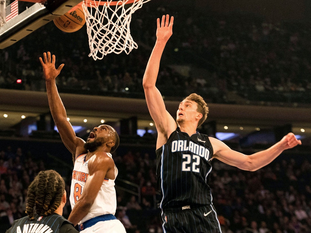 Franz Wagner und Kemba Walker im Duell