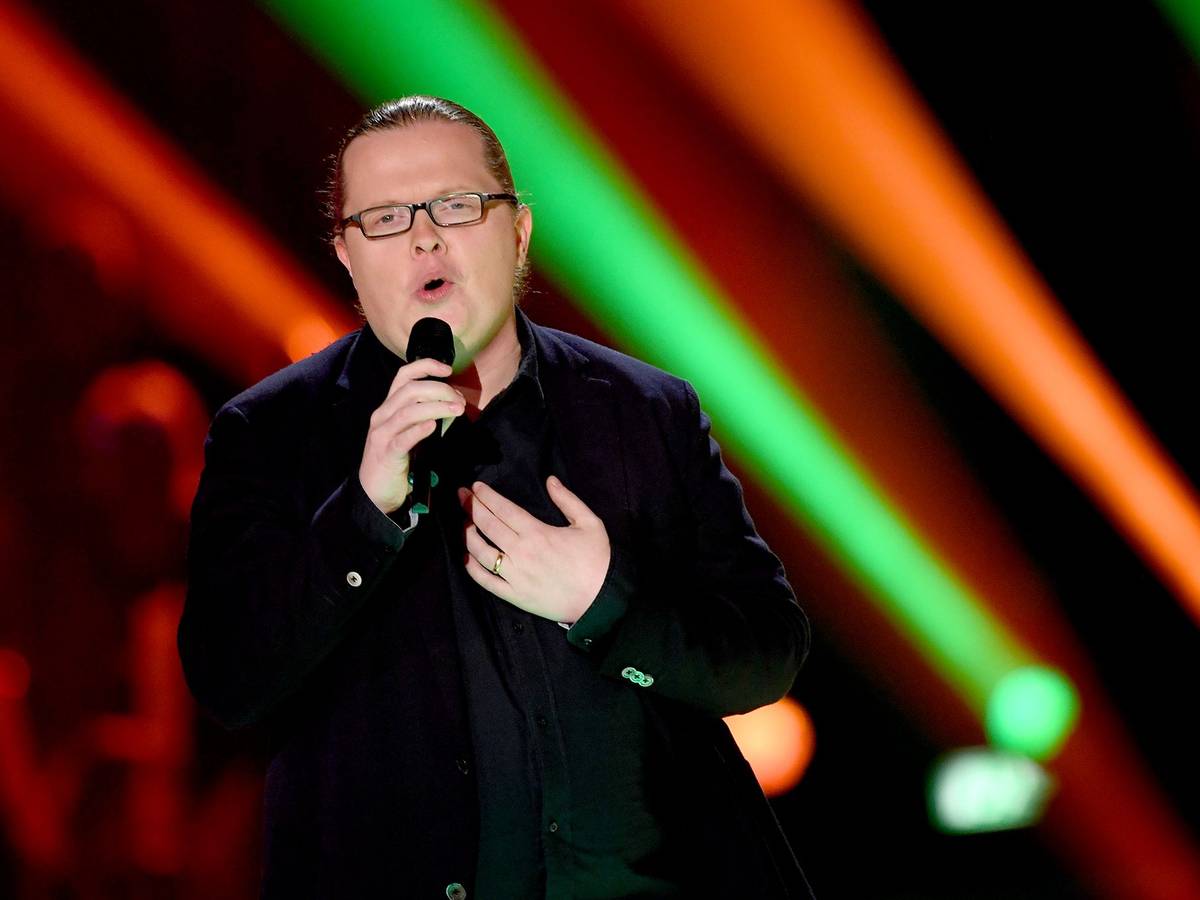 Angelo Kelly steht bei der Show „Schlagerchampions – Das große Fest der Besten“ auf der Bühne.