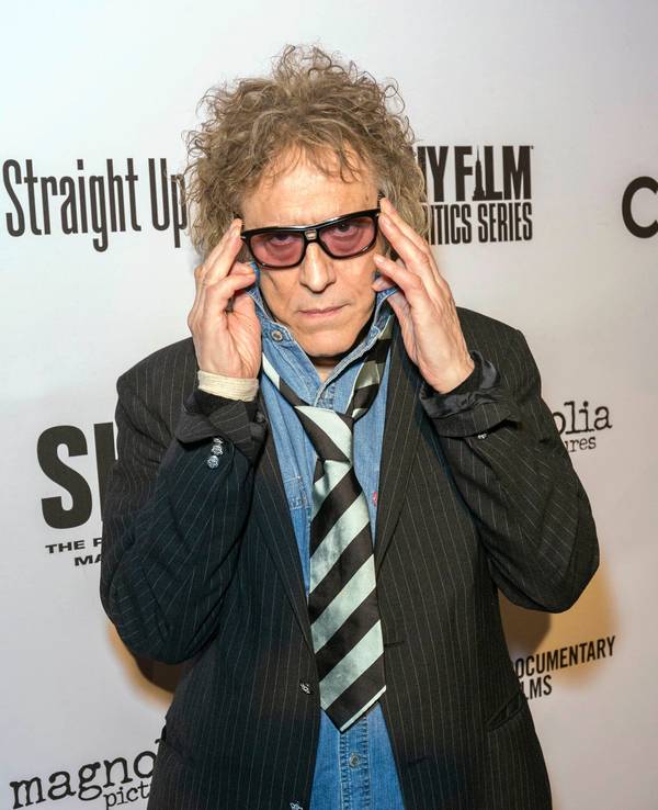 Der britische Fotograf Mick Rock kommt am 05. April 2017 zur Premiere des Films „SHOT! The Psycho-Spiritual Mantra of Rock“ in Los Angeles (USA)