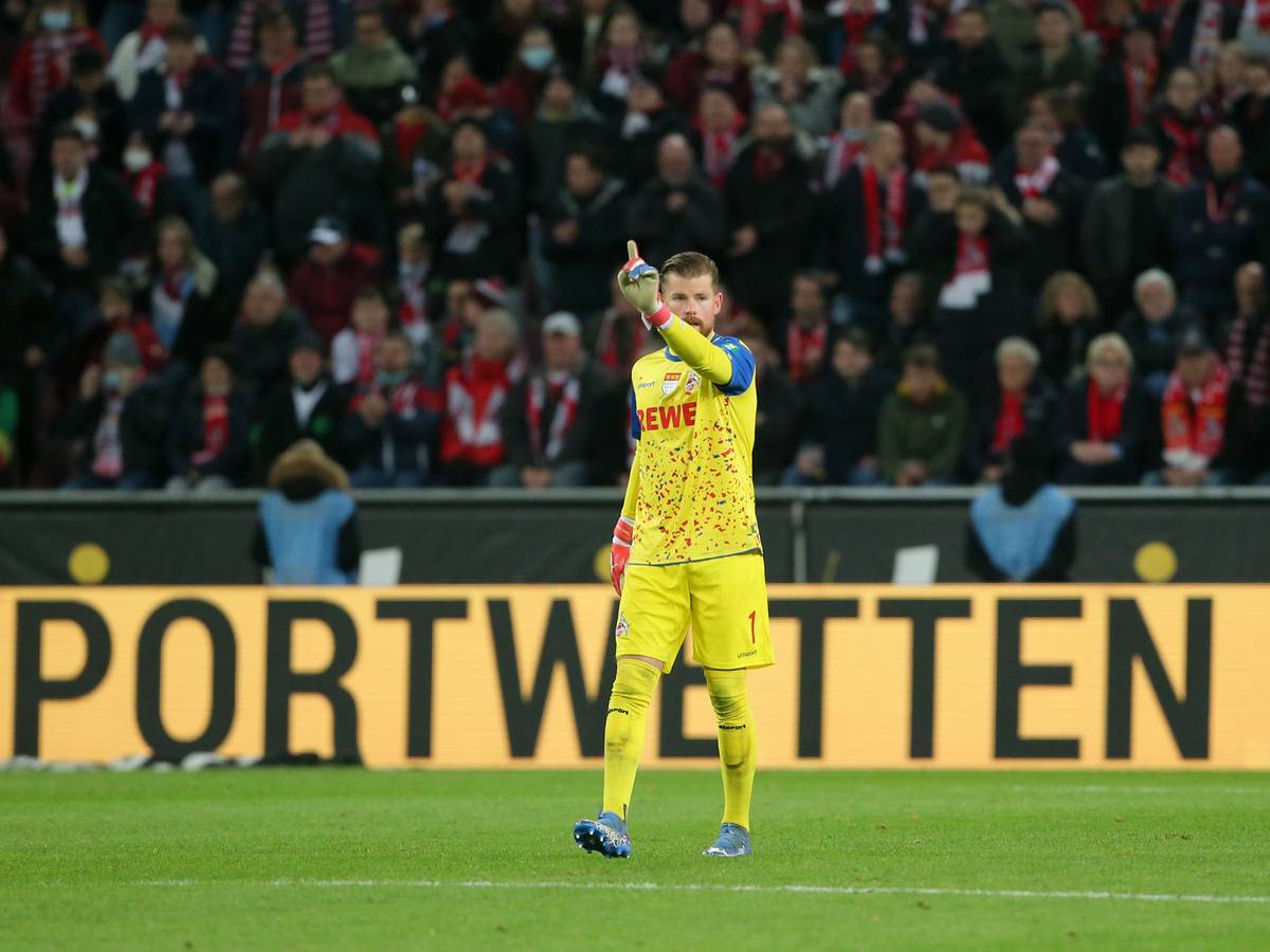 Timo Horn vom 1. FC Köln im Spiel gegen Union Berlin