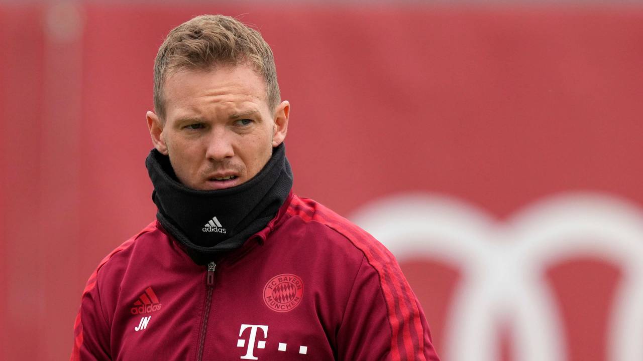 Bayern-Trainer Julian Nagelsmann beim Training des FC Bayern.