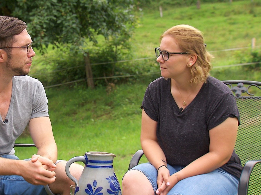 Bauer Nils muss seiner Hofdame Sabrina bei „Bauer sucht Frau“ eine Absage erteilen.