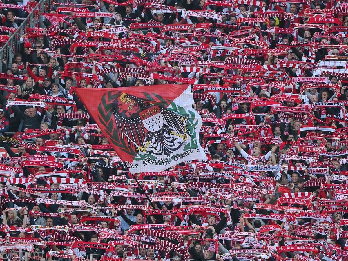 1.FC Köln vs. Bayer Leverkusen, 9. Spieltag, 24.10.20, 15.30 Uhr, Fans Südtribüne (1. FC Köln), Bild: Herbert Bucco