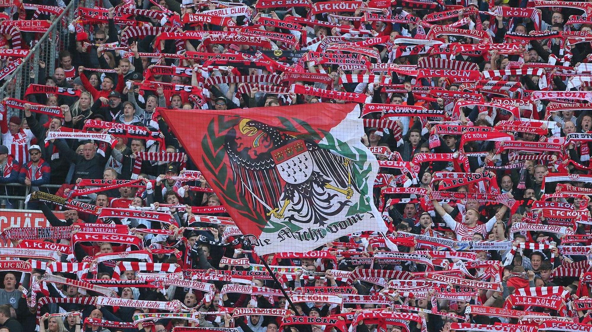 1.FC Köln vs. Bayer Leverkusen, 9. Spieltag, 24.10.20, 15.30 Uhr, Fans Südtribüne (1. FC Köln), Bild: Herbert Bucco
