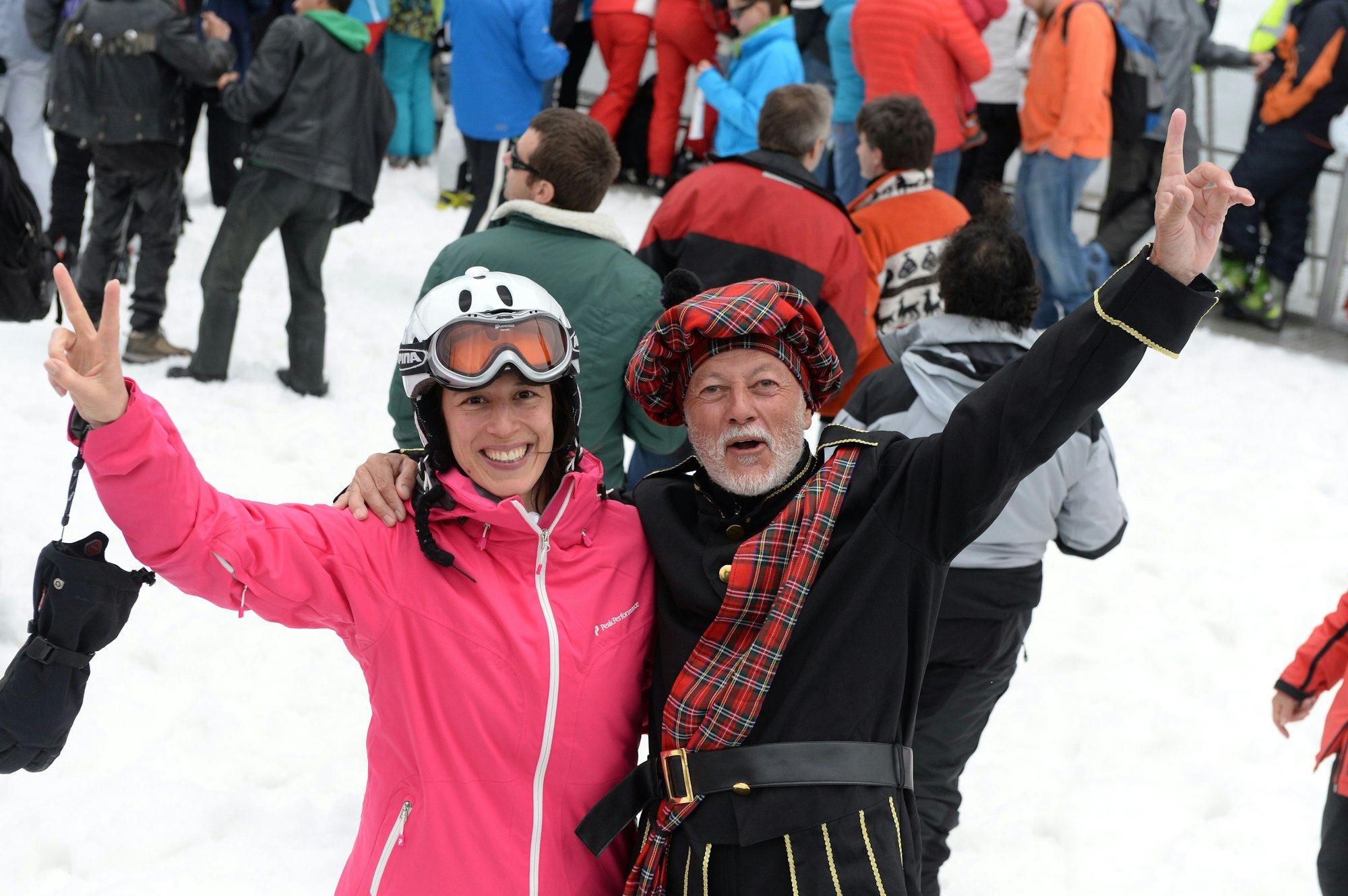 In Ischgl soll die Saison am 3. Dezember 2021 losgehen - Corona scheint die österreichischen Verantwortlichen nicht zu stören. Unser Archivbild zeigt Touristen im Jahr 2013 in Ischgl.