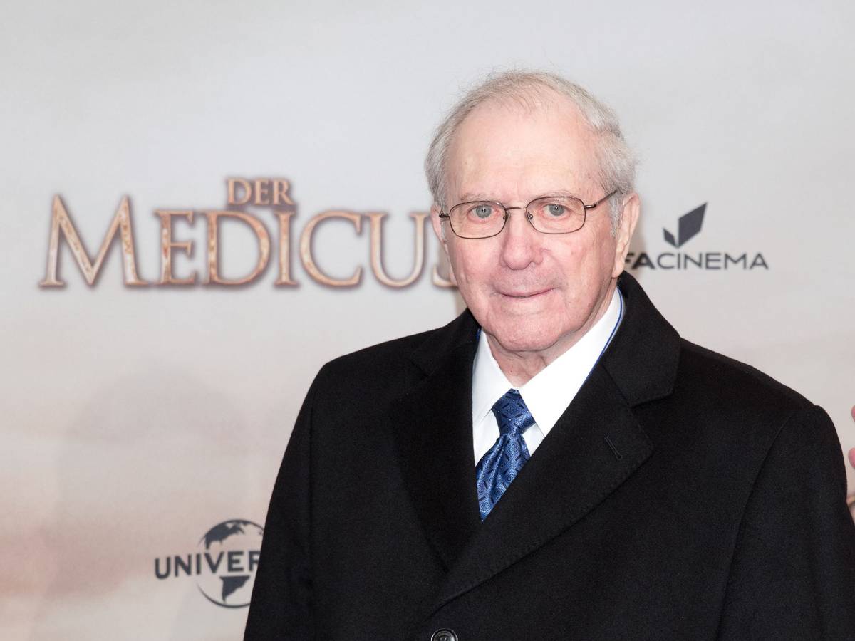Der Schriftsteller Noah Gordon bei der Weltpremiere von „Der Medicus“ 2013 in Berlin: Der Romanautor ist im Alter von 95 Jahren gestorben.