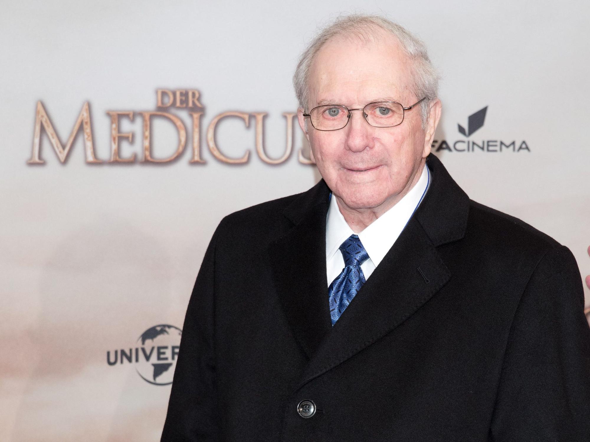 Der Schriftsteller Noah Gordon bei der Weltpremiere von „Der Medicus“ 2013 in Berlin: Der Romanautor ist im Alter von 95 Jahren gestorben.
