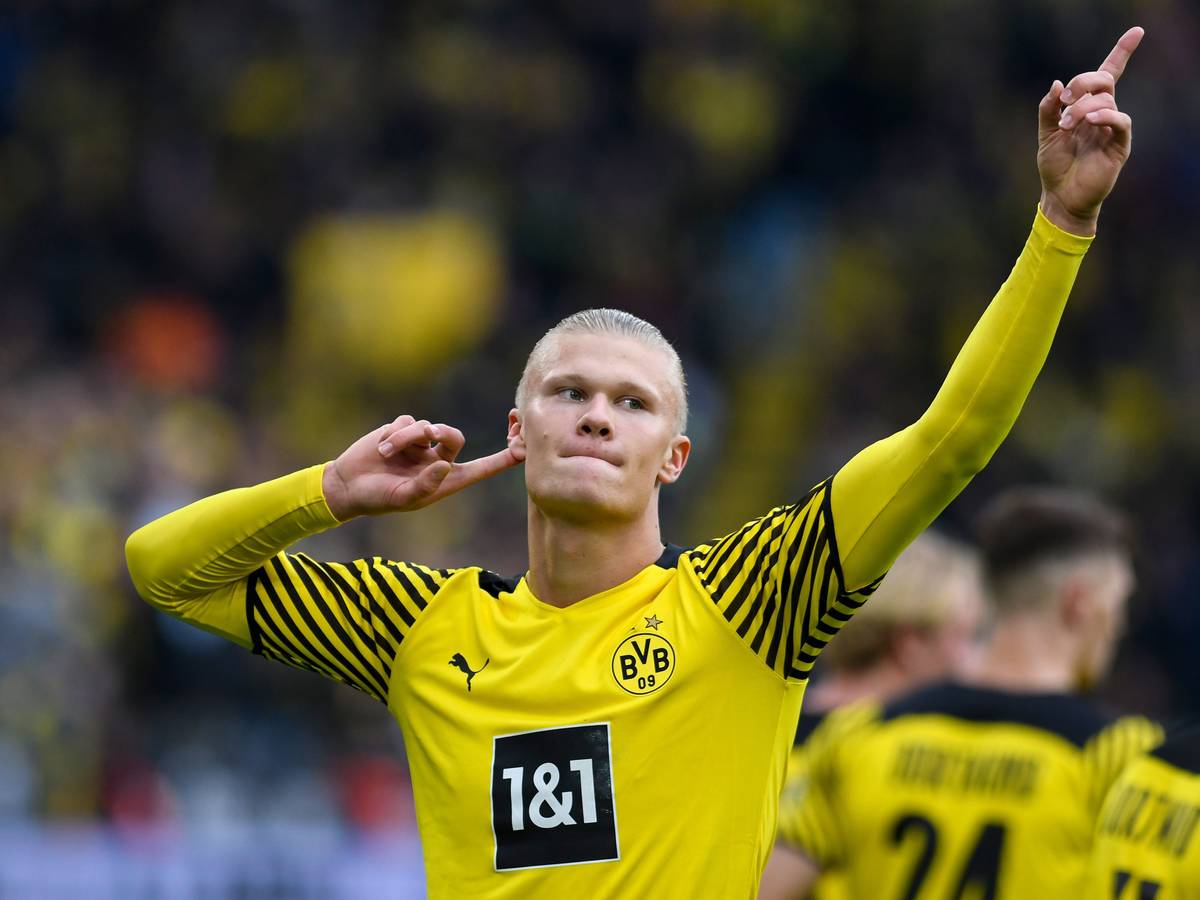 BVB-Star Erling Haaland jubelt beim Bundesliga-Spiel gegen Mainz über seinen Treffer zum 2:0.