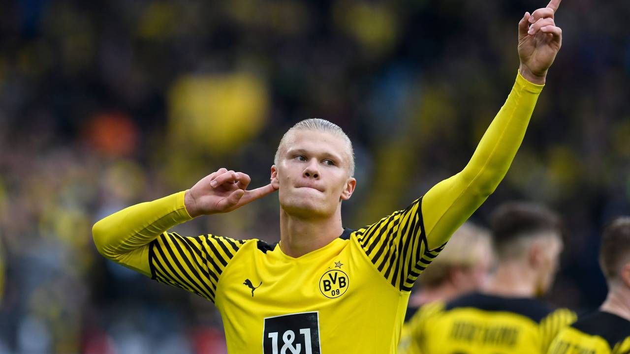 BVB-Star Erling Haaland jubelt beim Bundesliga-Spiel gegen Mainz über seinen Treffer zum 2:0.