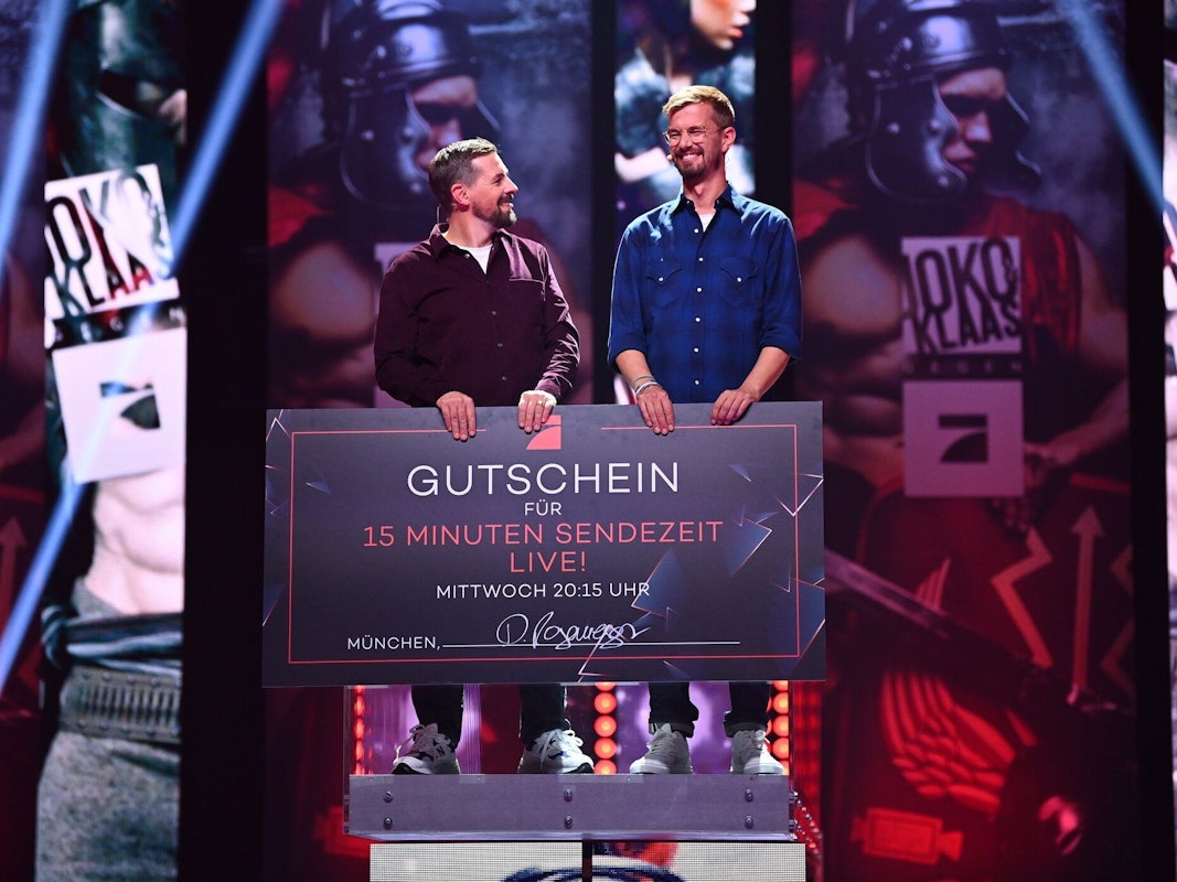 Joko Winterscheidt und Klaas Heufer-Umlauf am 23. November 2021 in der Show „Joko und Klaas gegen ProSieben“; Staffel: 2021-2; Folge: 1