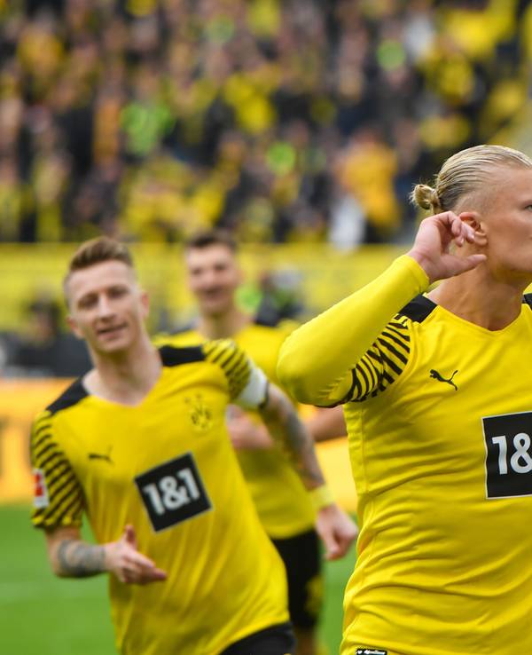 Borussia Dortmunds Stürmer Erling Haaland jubelt über seinen Treffer gegen Mainz 05.