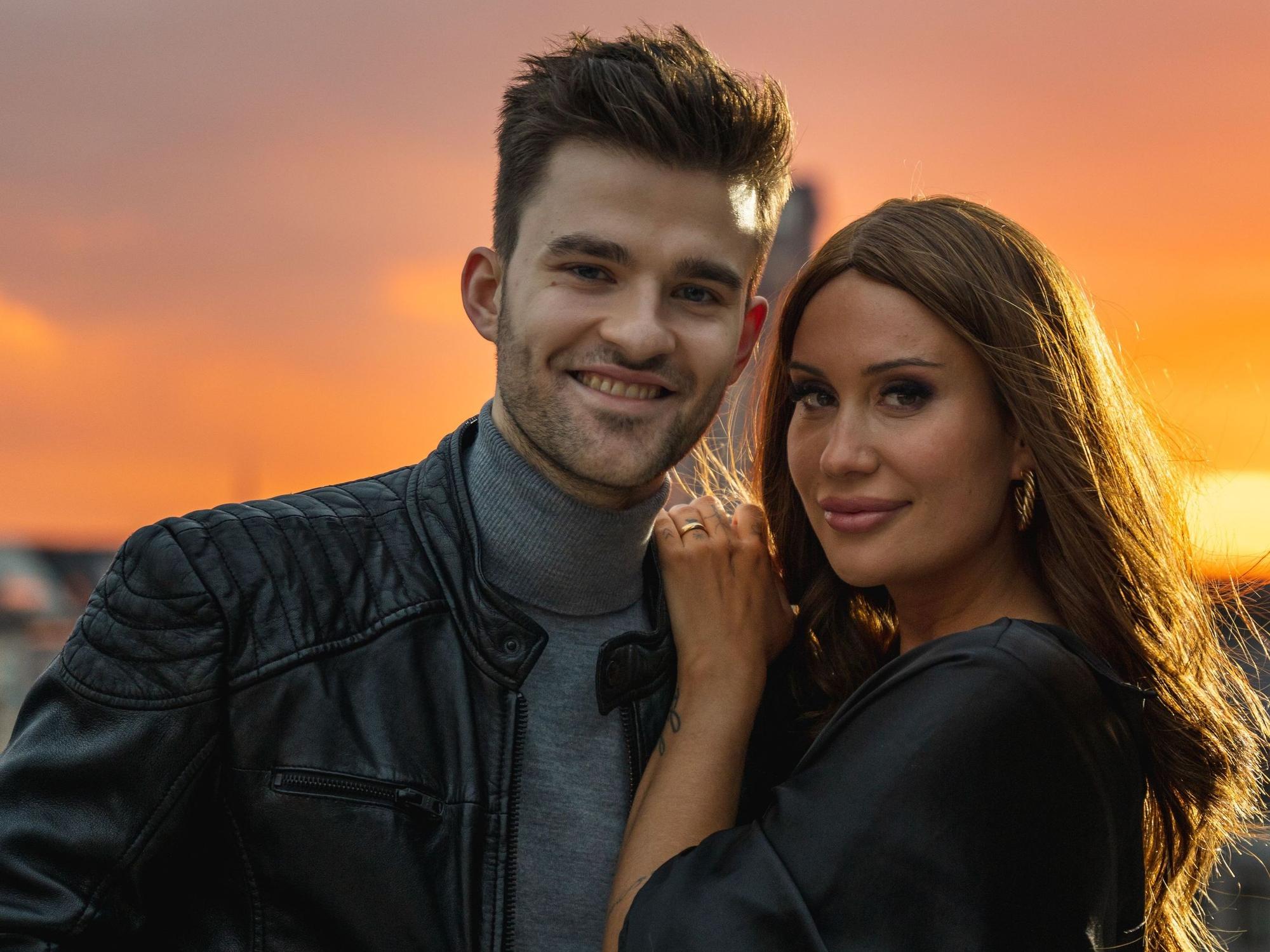 V.l.n.r.: Patrick Mölleken, Sarah Bora Patrick Mölleken und Sarah Bora im Musikvideo zum Lied "Kämpferin". Damit setzt sich die Frau von Eko Fresh gegen Gewalt an Frauen ein.