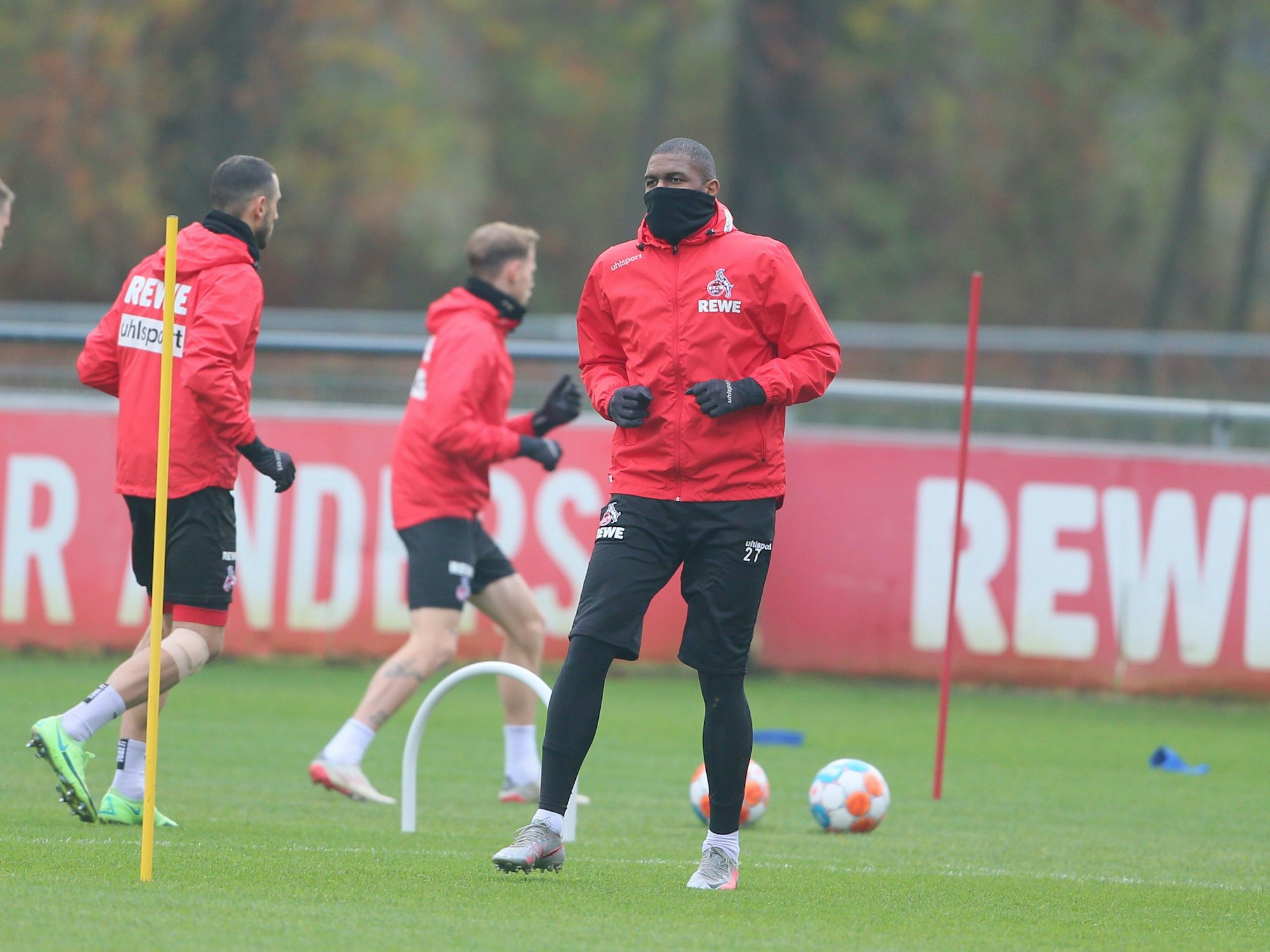 Anthony Modeste im Training des 1. FC Köln am 25. November 2021.