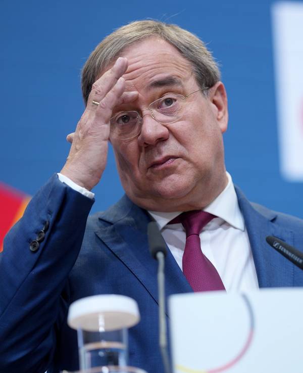 Armin Laschet (hier am 2.11.2021 in Berlin) hat sich in einem Tweet an die Ampel-Koalition gerichtet.