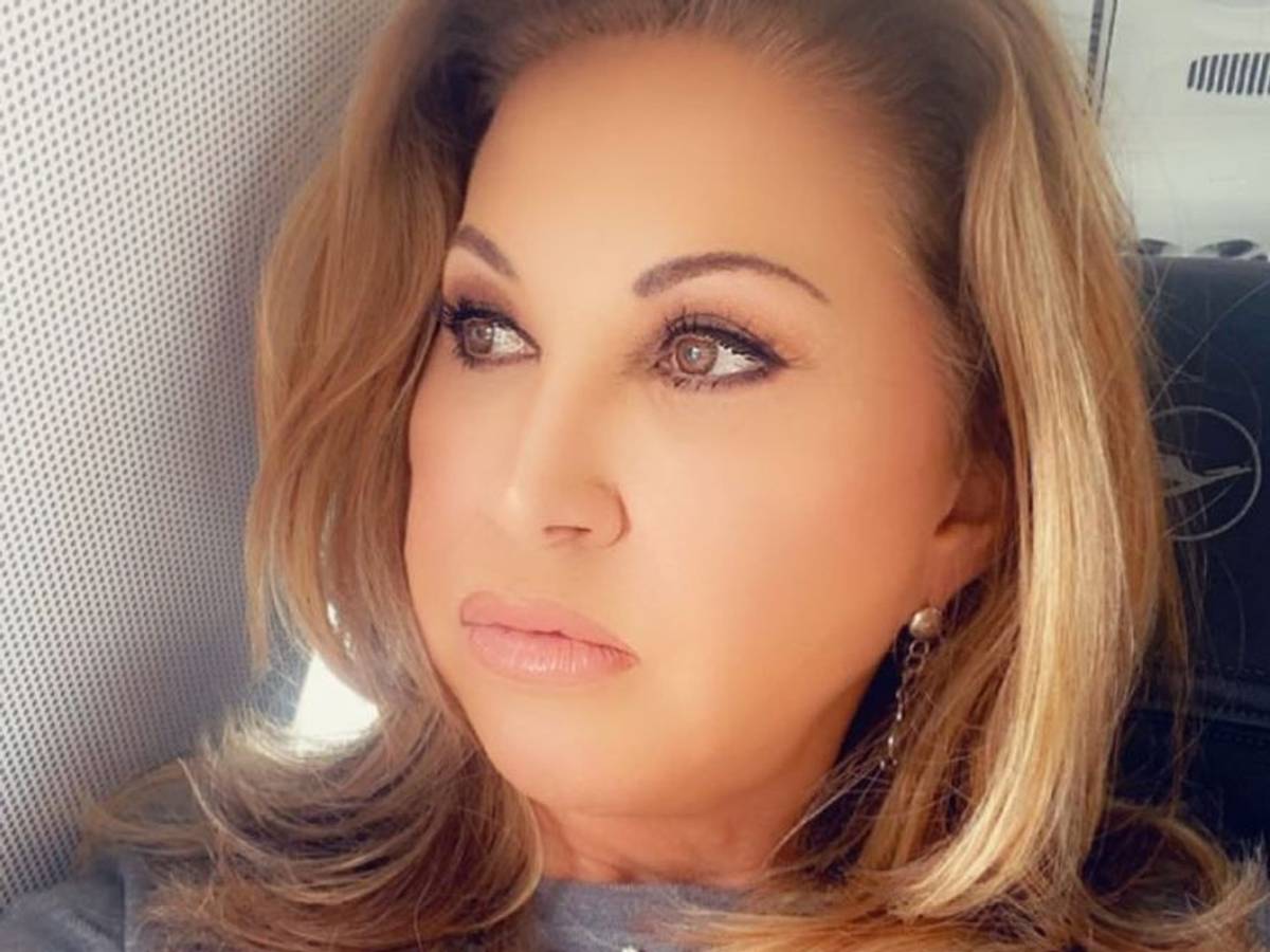 Das Selfie hat Carmen Geiss am 20. März 2021 auf ihrem Instagram-Account veröffentlicht.