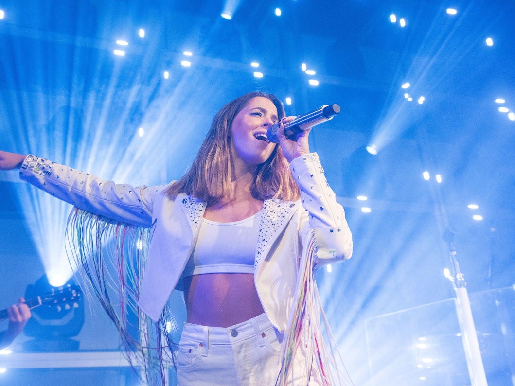 Vanessa Mai am 25.11.2019 bei einem Auftritt in Hamburg