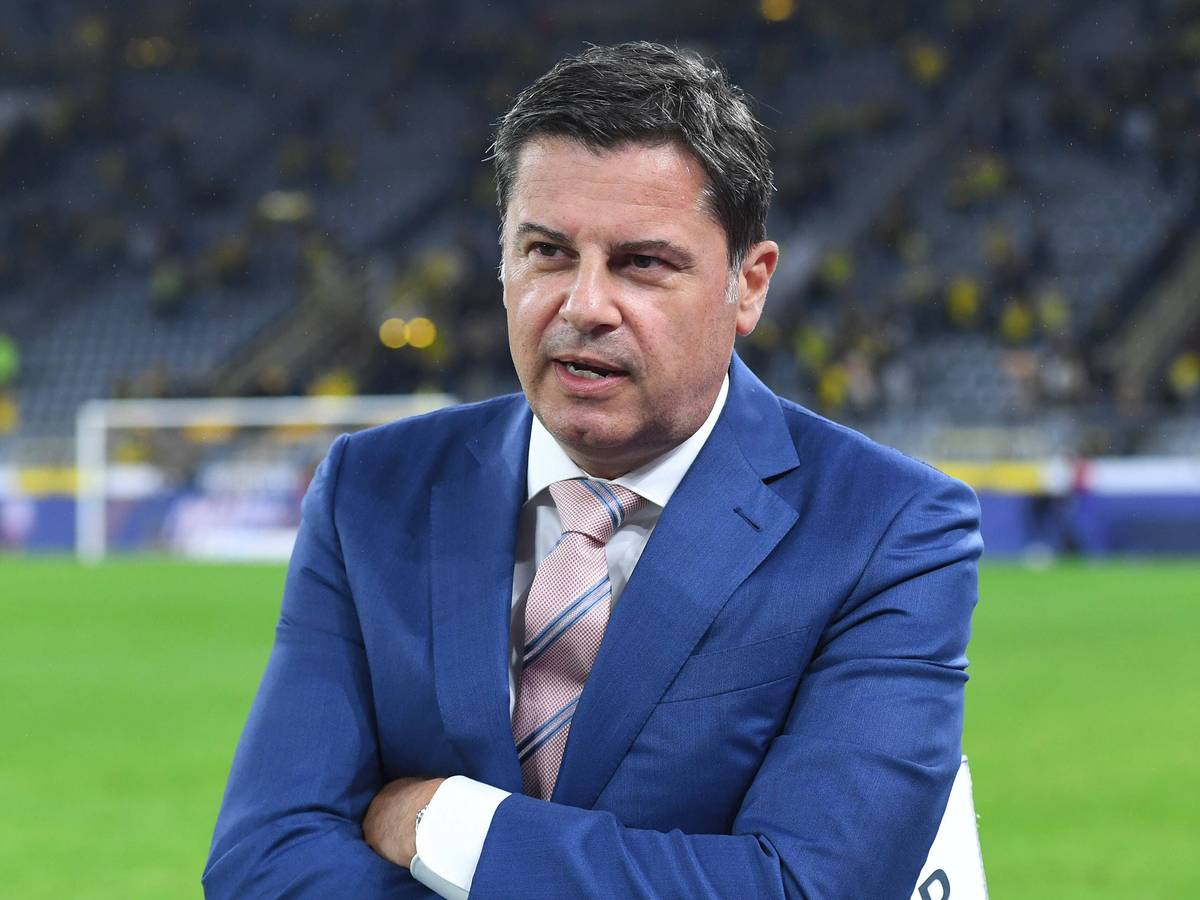 Christian Seifert beim Supercup-Spiel in Dortmund