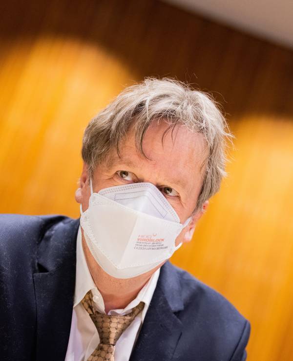 Jörg Kachelmann vor dem Untersuchungsausschuss zur Flutkatastrophe.