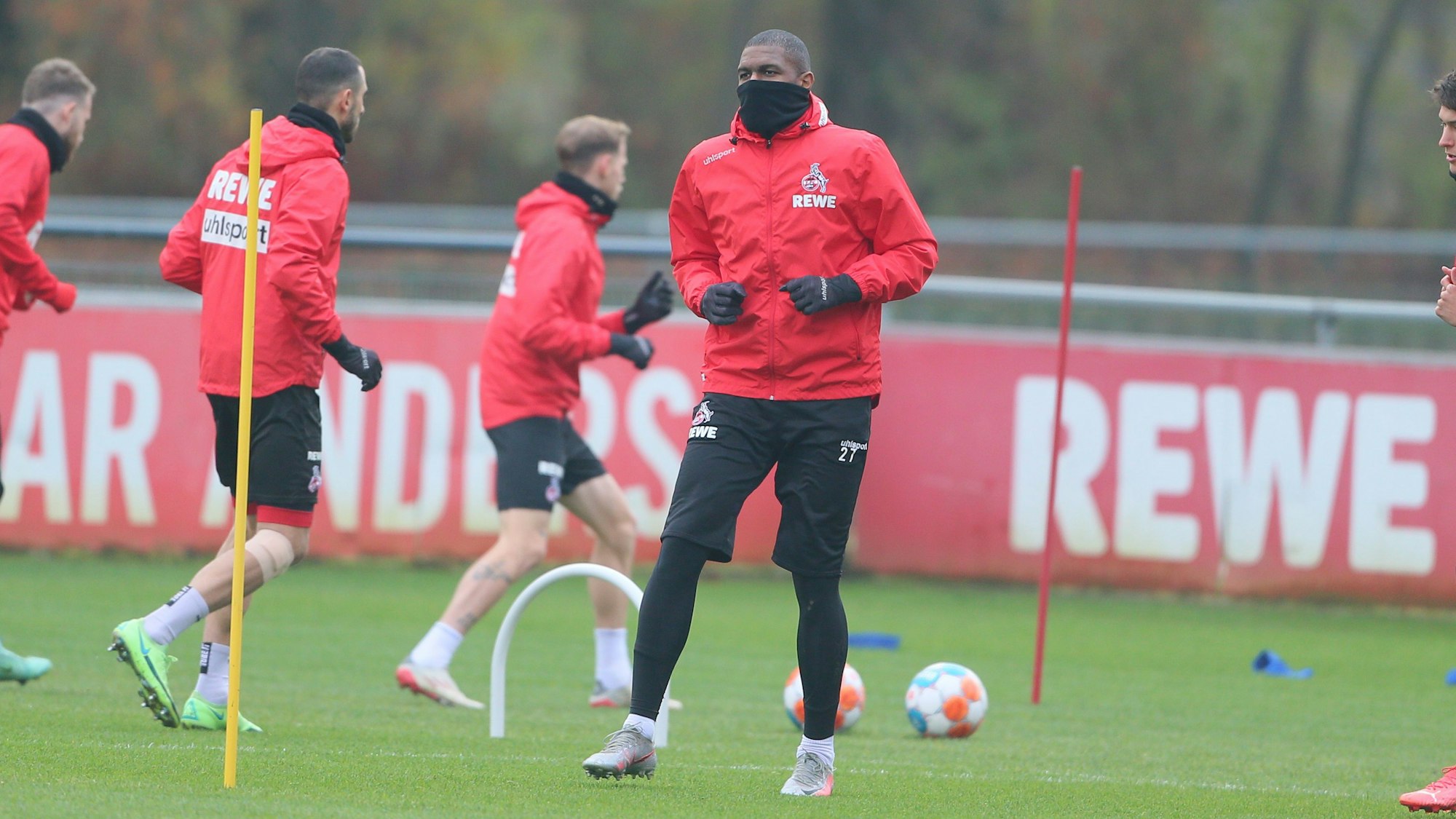Anthony Modeste zeigt sich seit Donnerstag, 26. November 2021, wieder fit für das Derby gegen Borussia Mönchengladbach.