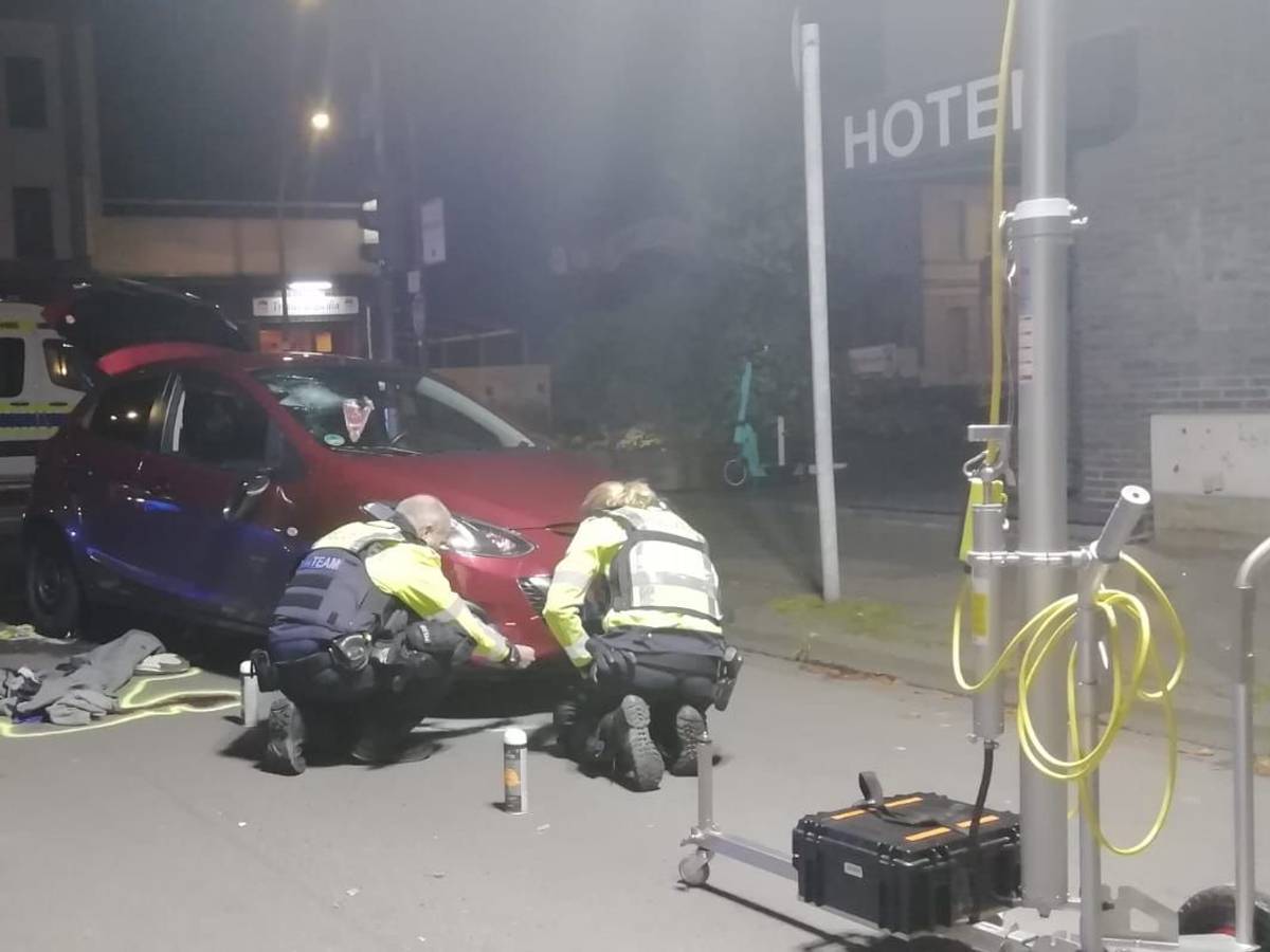 Bei dem Unfall in Köln-Wahnheide ist ein Mensch schwer verletzt worden.