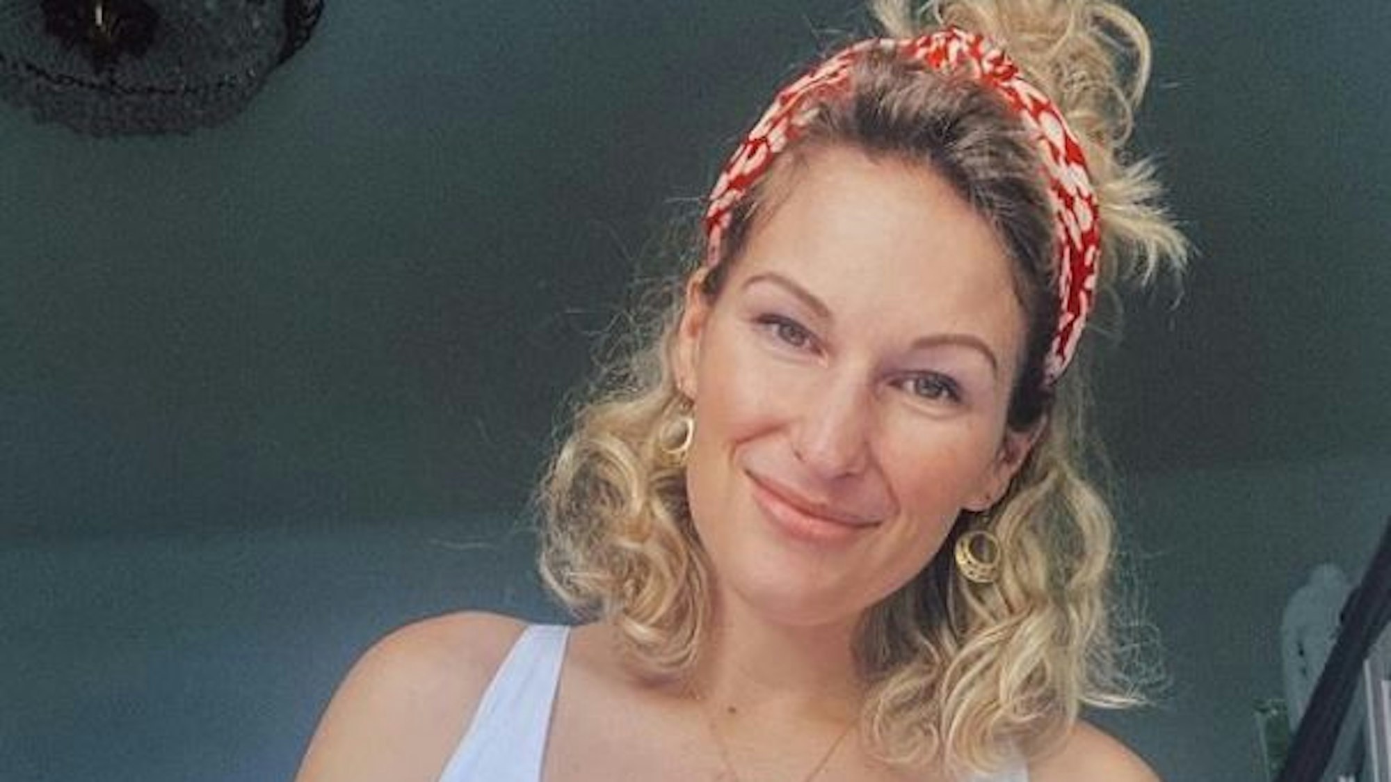 Janni Hönscheid, Ex-Profi-Surferin, auf einem Foto, das sie am 21. Oktober 2021 auf ihrem Instagram-Profil postete. Screenshot zur Berichterstattung erstellt. Foto: Instagram/thehappytribe