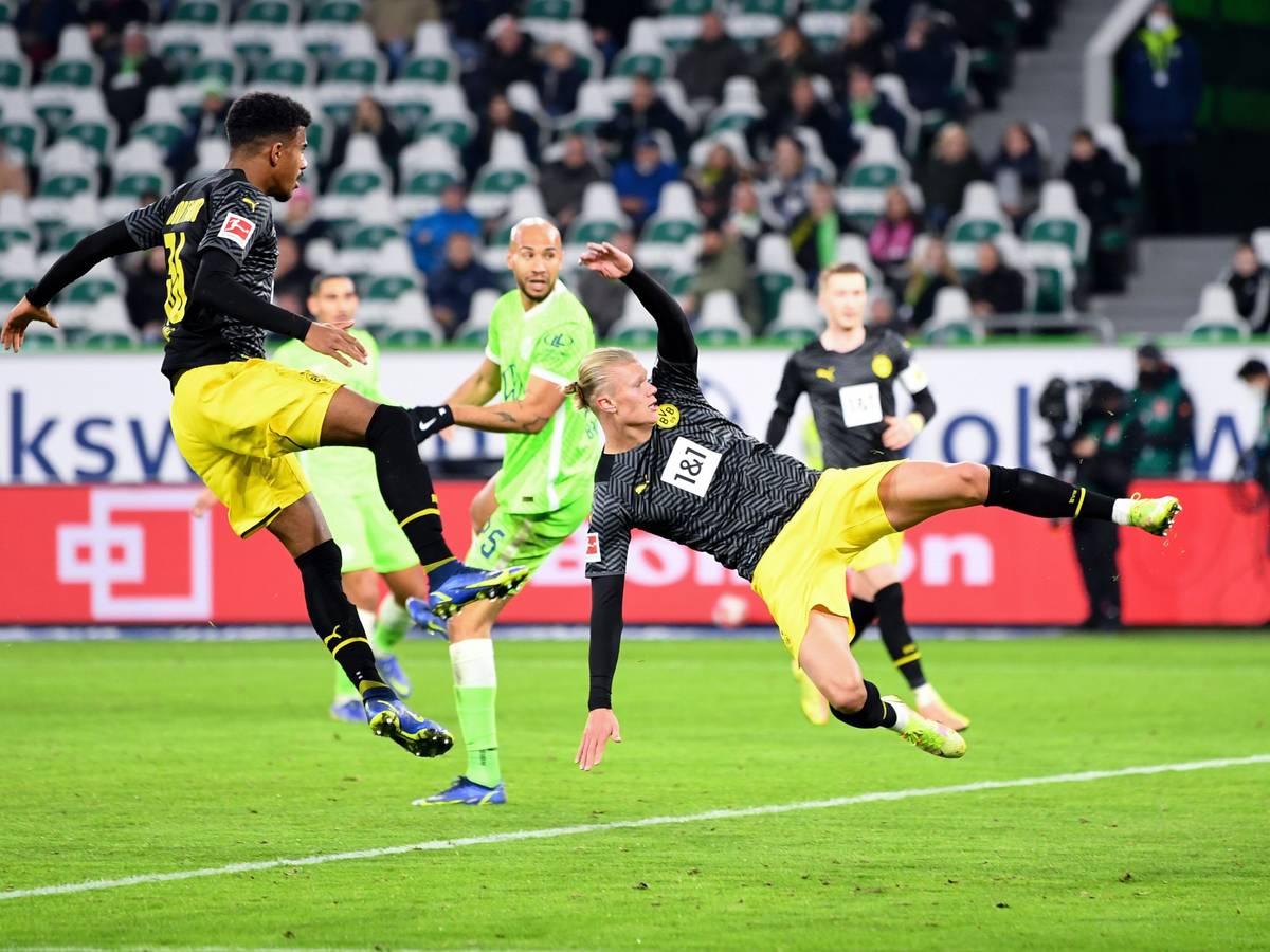 Dortmunds Erling Haaland erzielt das Tor zum 1:3.