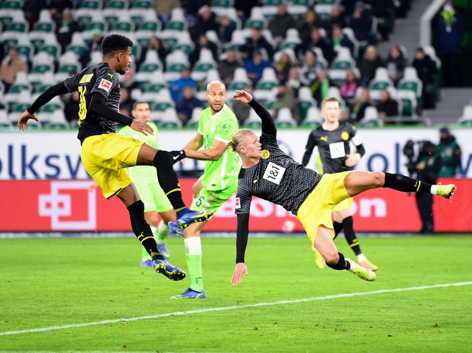 Dortmunds Erling Haaland erzielt das Tor zum 1:3.