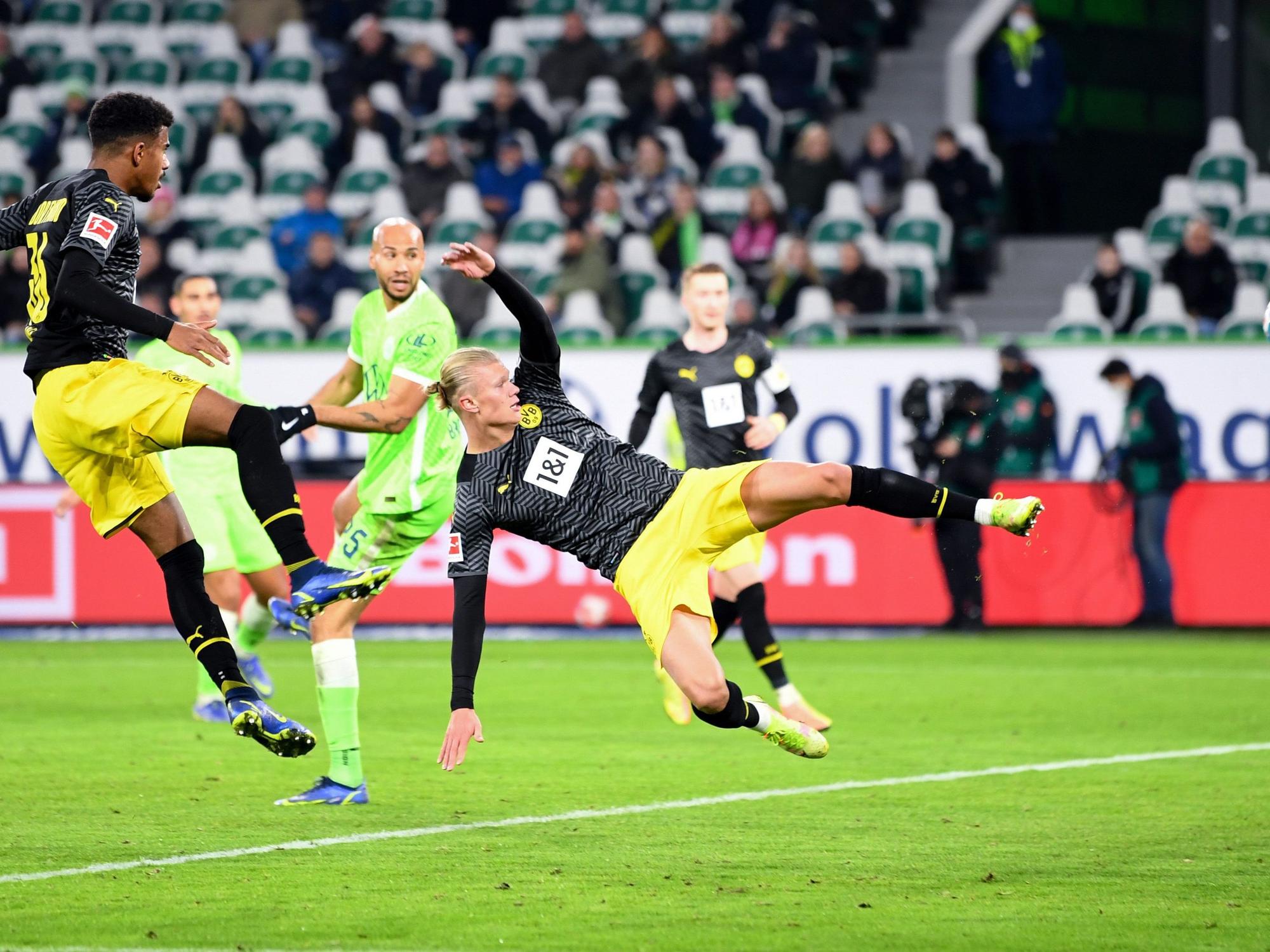 Dortmunds Erling Haaland erzielt das Tor zum 1:3.