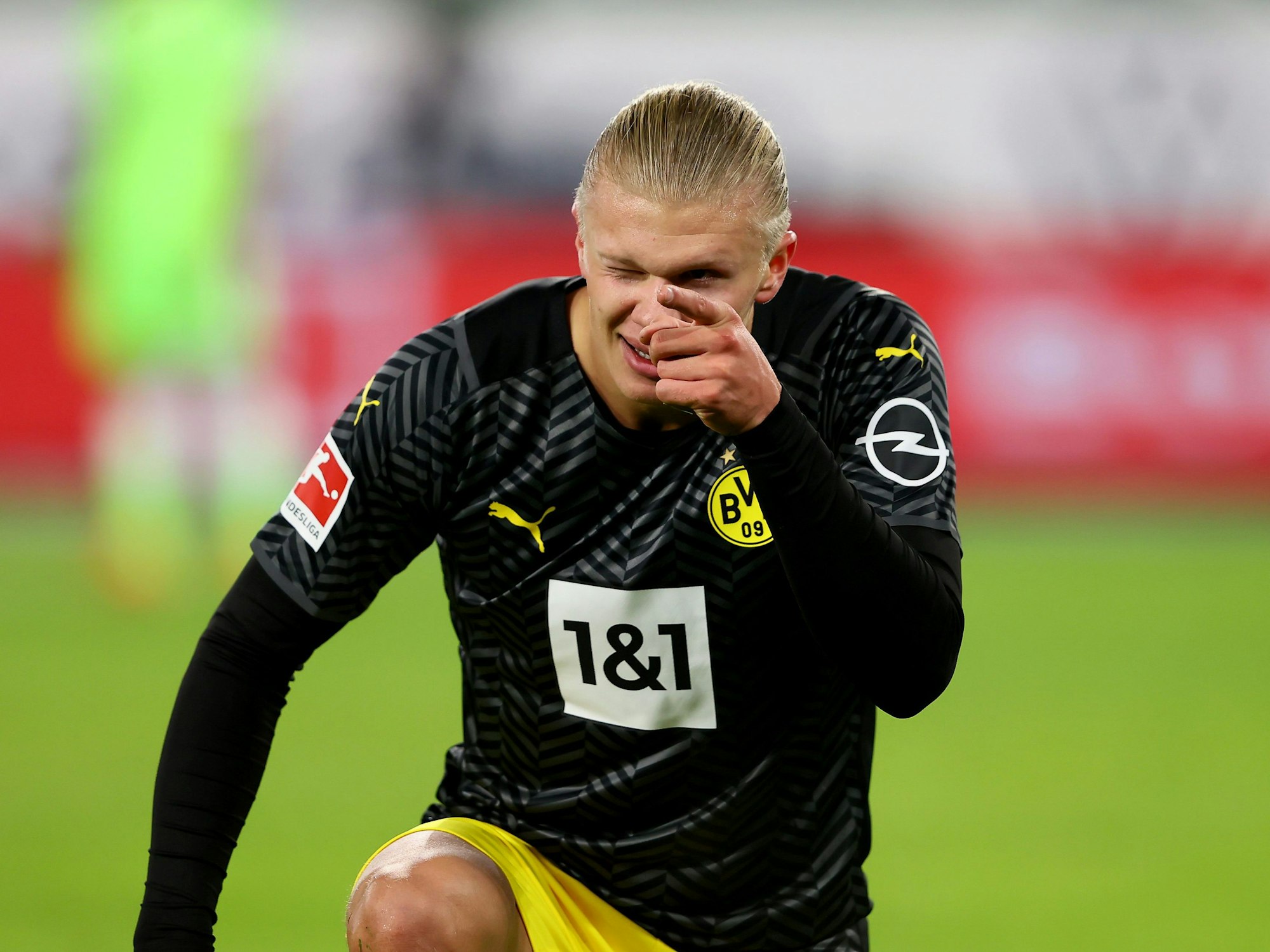 Erling Haaland von Borussia Dortmund feiert sein Tor gegen Wolfsburg.