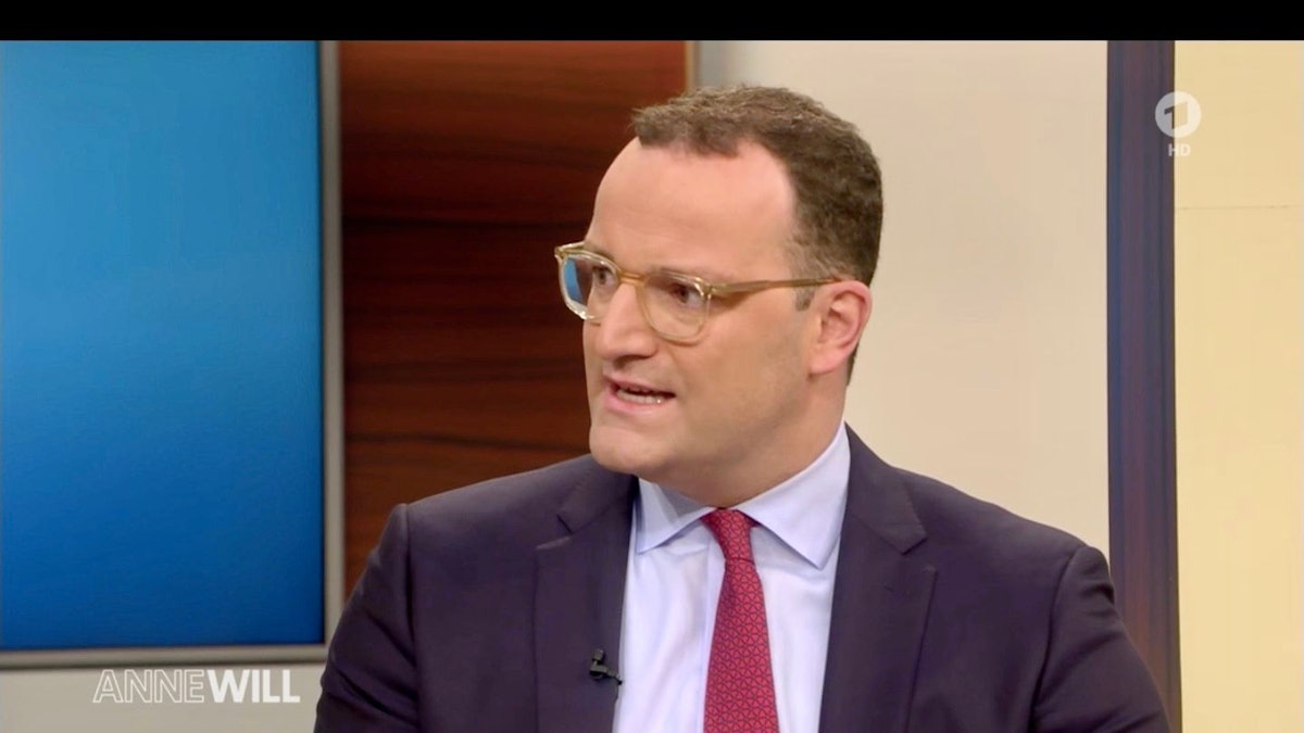 Der geschäftsführende Bundesgesundheitsminister Jens Spahn (CDU) räumt bei „Anne Will“ am 28. November Fehler ein.