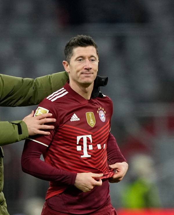 Bayern-Trainer Julian Nagelsmann und Robert Lewandowski.