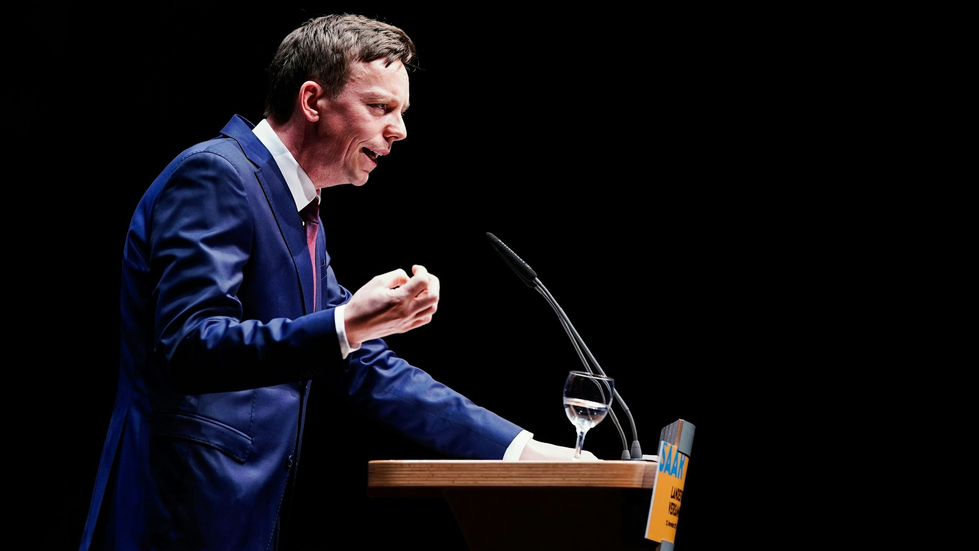 Saarlands Ministerpräsident (hier Mitte November bei der Landesvertreterversammlung der saarländischen CDU in Saarbrücken) kündigte einen Lockdown für Ungeimpfte an.