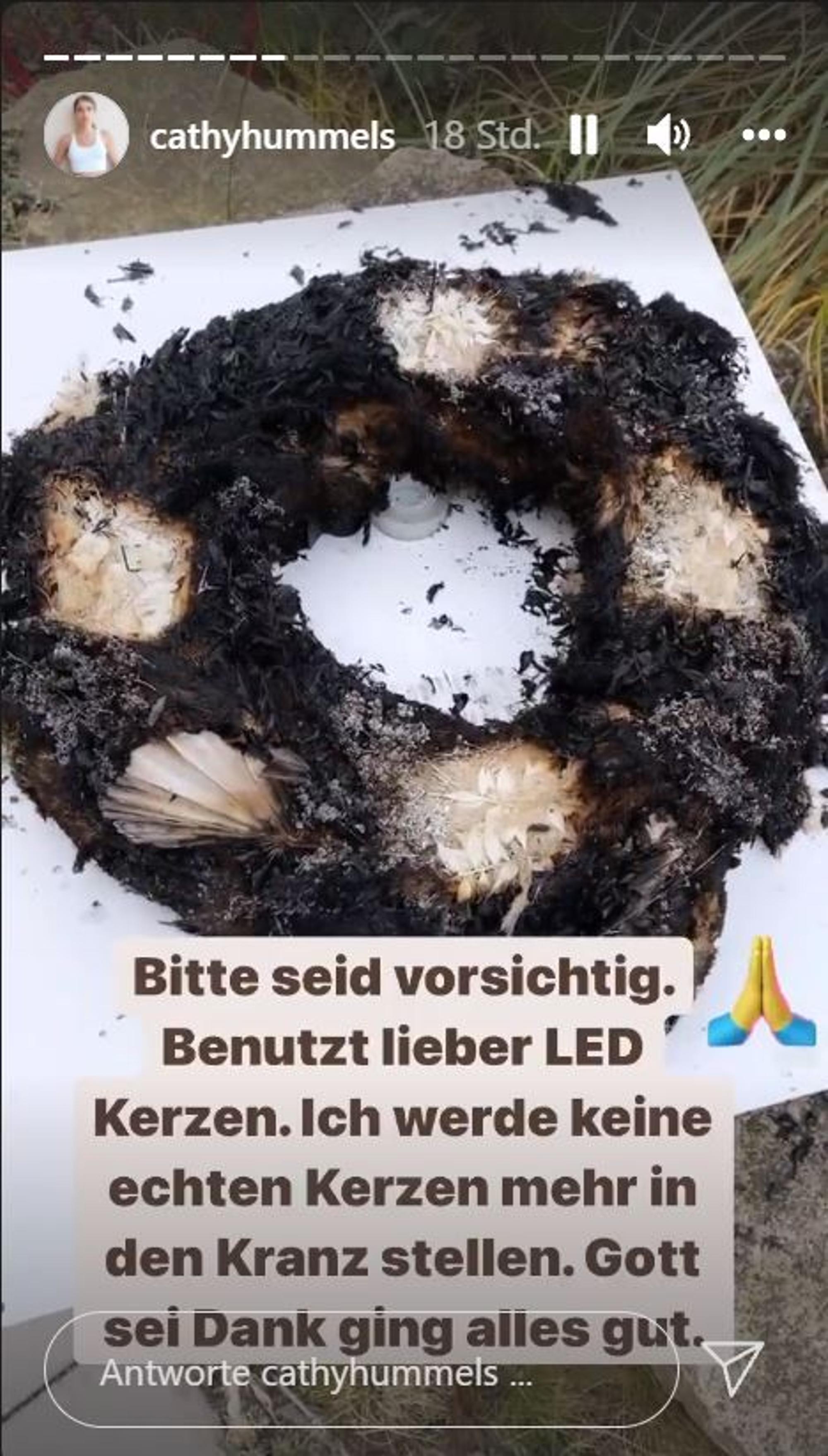 Horror-Bilder von Cathy Hummels. In einer Instagram-Story am 28. November 2021 zeigt Cathy Hummels ihren ausgebrannten Adventskranz. Der Screenshot zeigt den ausgebrannten Adventskranz aus der Instagram-Story von Cathy Hummels am 28. November 2021.