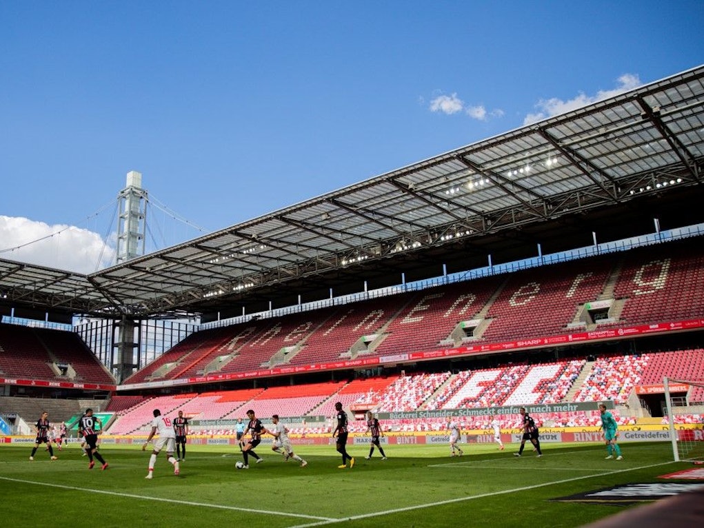 1. FC Köln gegen Eintracht Frankfurt im RheinEnergieStadion. Die Partie fand als Geiersterspiel ohne Zuschauer statt.