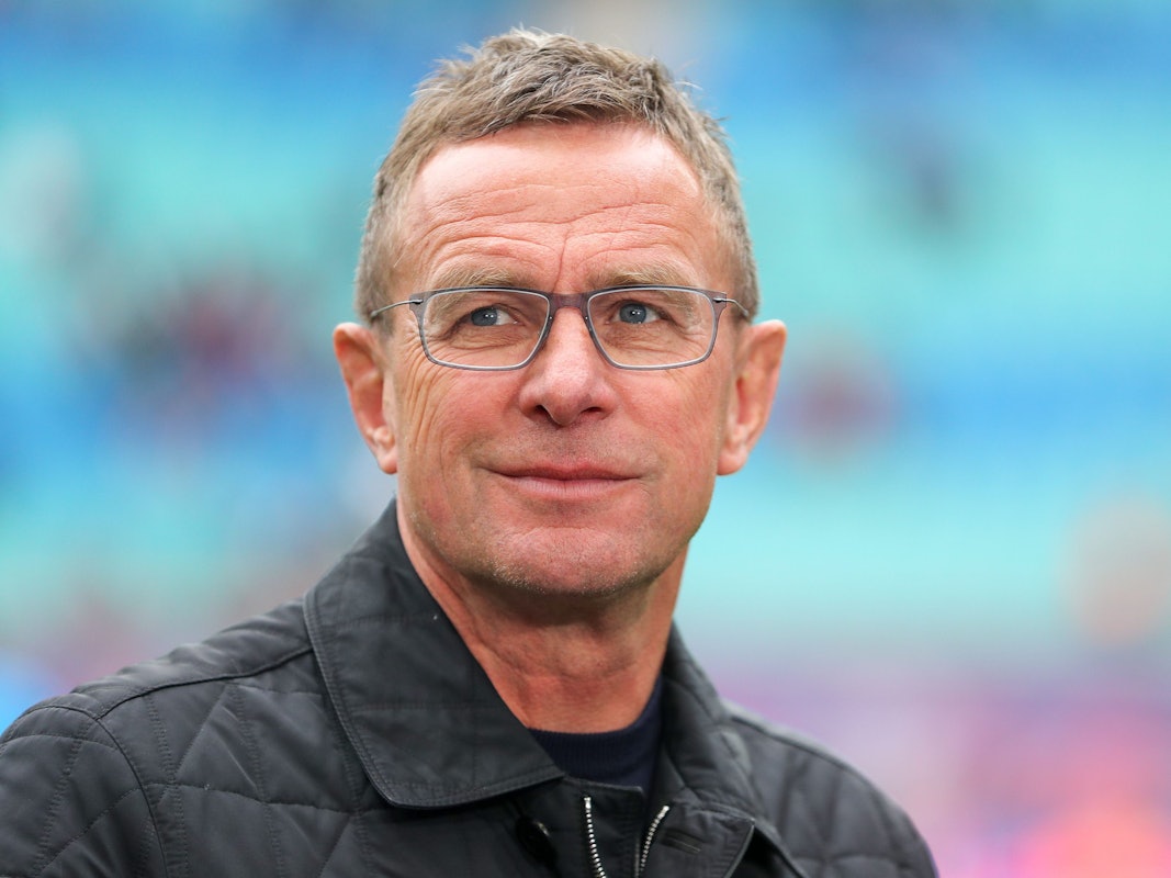 Ralf Rangnick lächelt bei einem Heimspiel in Leipzig