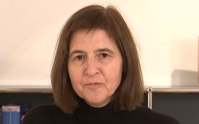Prof. Jutta Gärtner von der Akademie Leopoldina ist sich im Kampf gegen die vierte Welle der Corona-Pandemie sicher: „Wir brauchen sofort Kontaktbeschränkungen.“ Sie äußerte sich im ZDF-„Morgenmagazin“ am Montag (29. November 2021).