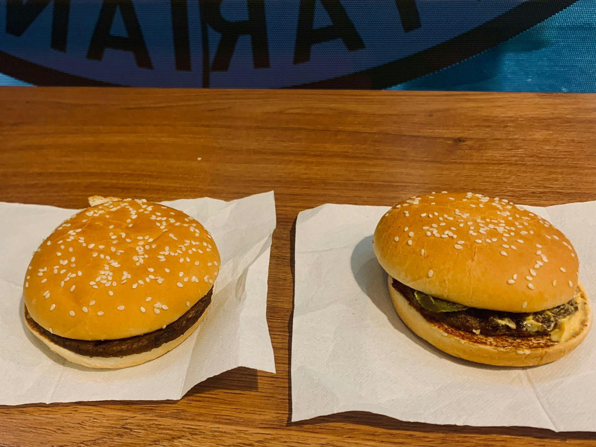 Burger King bietet in der Filiale auf der Kölner Schildergasse vermehrt pflanzliche Burger an.