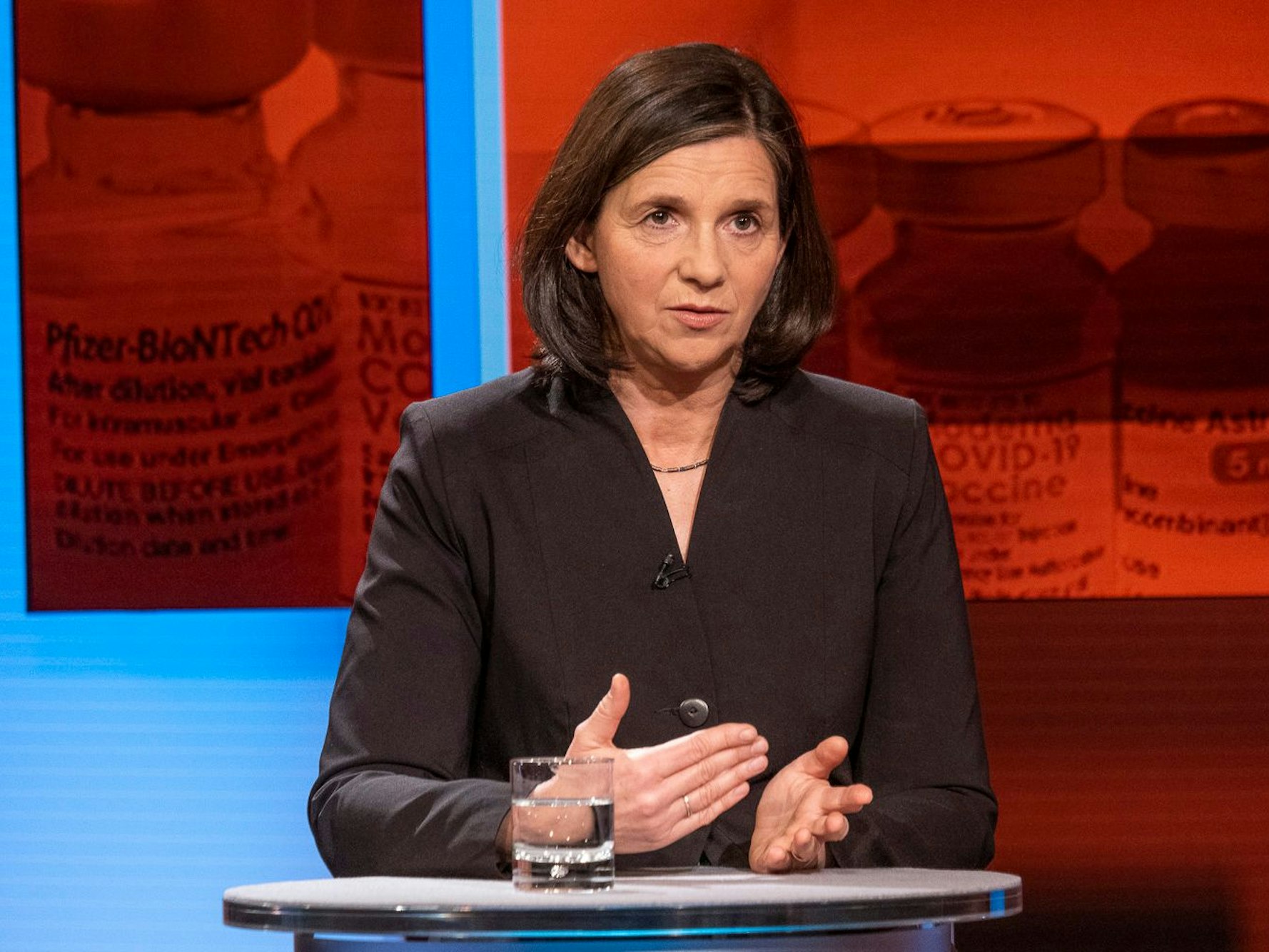 Katrin Göring-Eckardt argumentiert bei „Hart aber fair“ für schnelle Maßnahmen in der Corona-Pandemie.