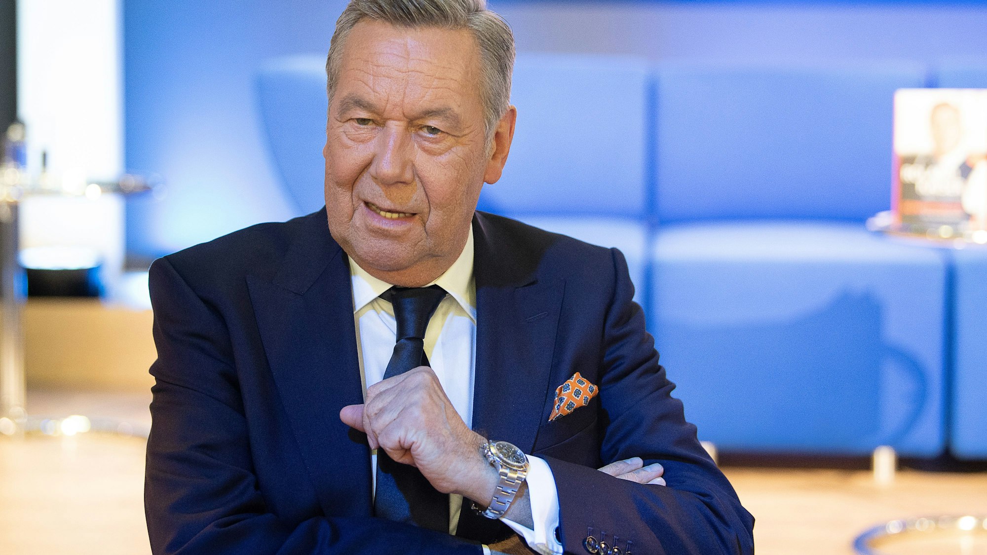 Roland Kaiser steht am zweiten Tag der Frankfurter Buchmesse 2021 bei Veranstaltungsreihe „Das Blaue Sofa“ im Studio. Nach der pandemiebedingten Pause 2020 darf die Frankfurter Buchmesse in diesem Jahr wieder mit Publikum stattfinden.