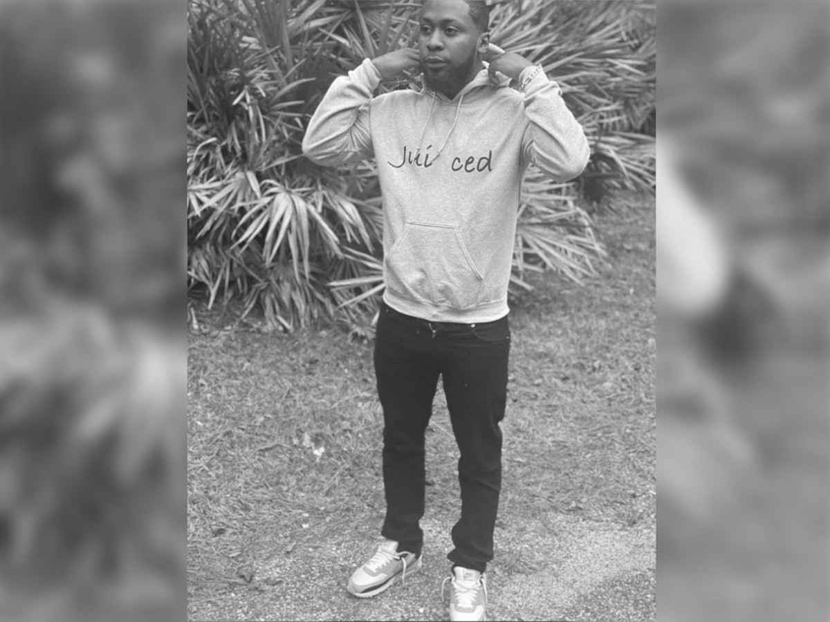 American-Football-Talent Otis Anderson Jr. posiert auf seinem letzten Instagram-Post vor seinem Tod.