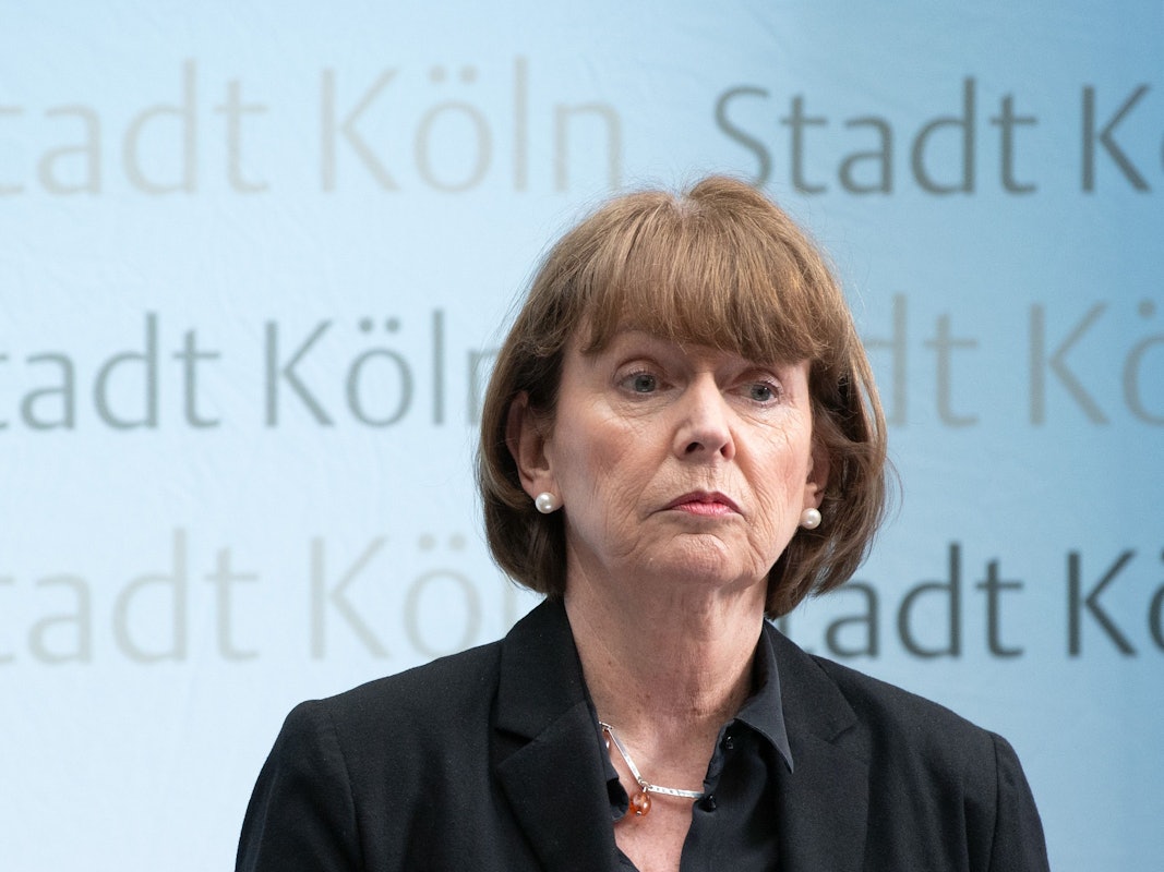 Die Stadt Köln führt eine neue Corona-Regel für Dienstgebäude ein. Ab 1. Dezember 2021 soll hier die 3G-Regel gelten. Unser Foto zeigt Bürgermeisterin Henriette Reker im April 2021.