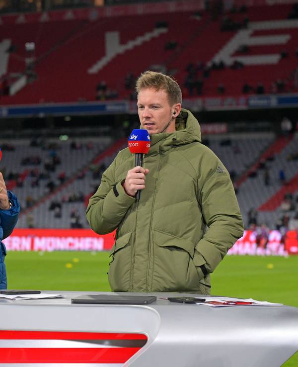 Julian Nagelsmann gibt bei Sky ein Interview.