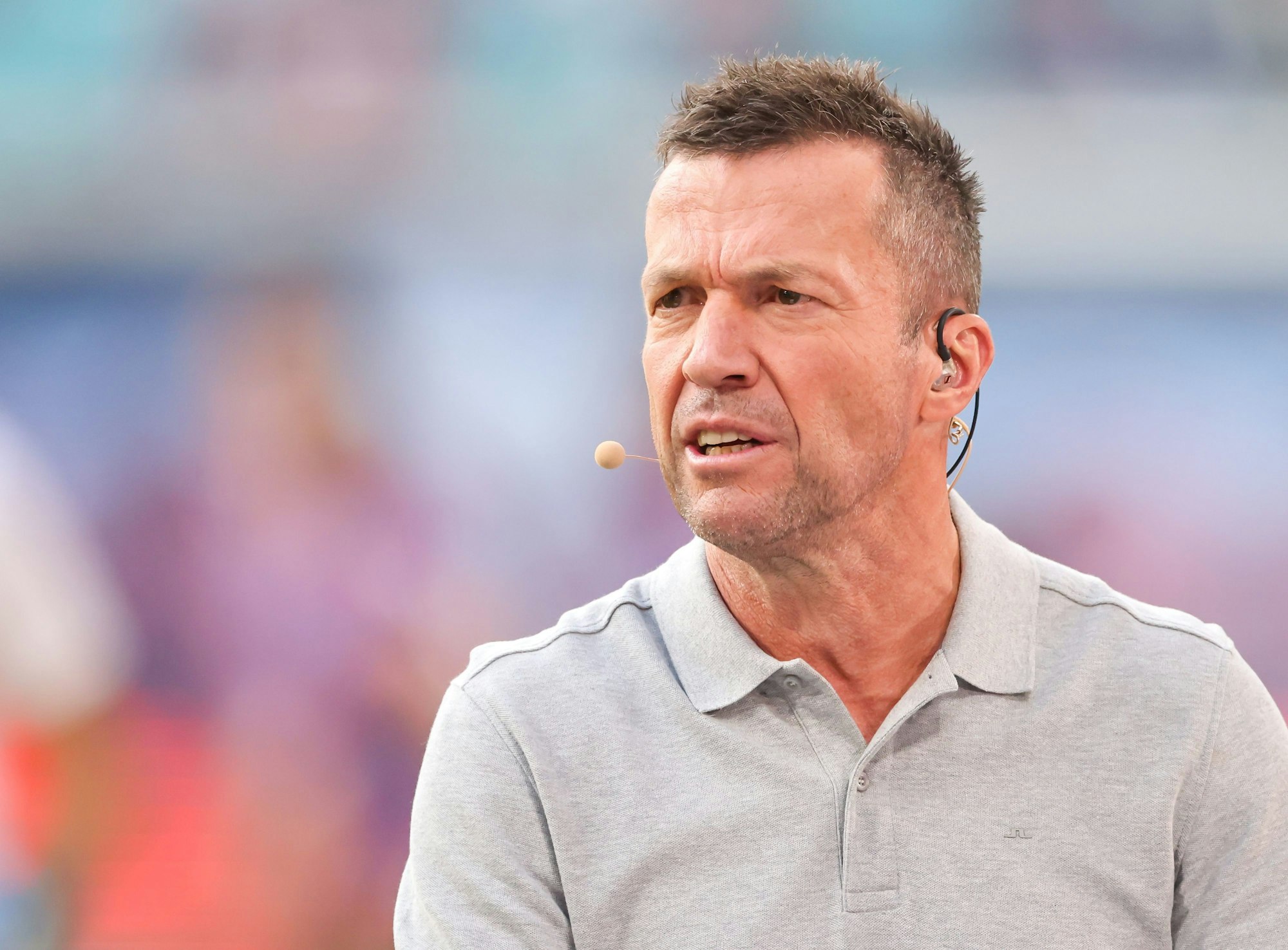 Lothar Matthäus bei einem Fußballspiel in Leipzig