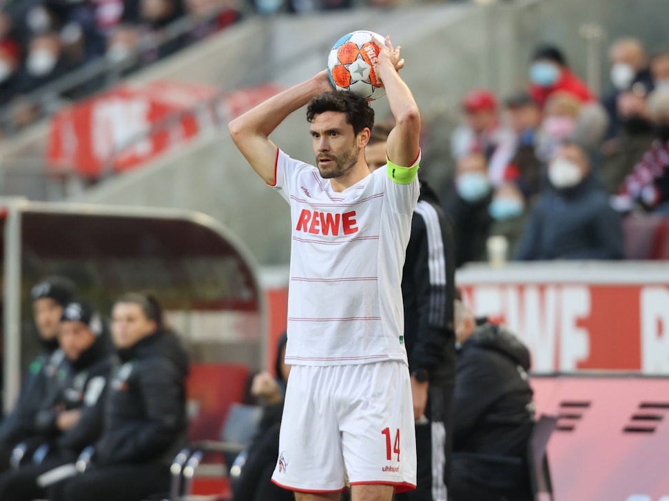 Jonas Hector spielt für den 1. FC Köln gegen Borussia Mönchengladbach.